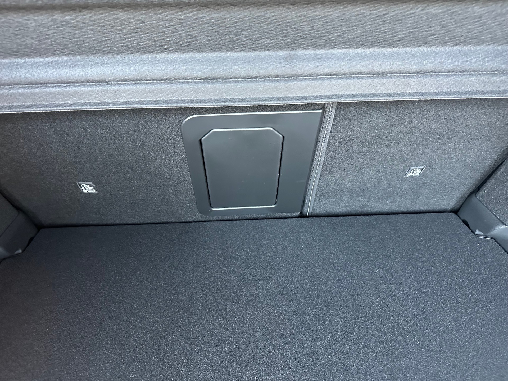 CITROEN C4 Hybrid 136 e-DCS6 Max-image-8