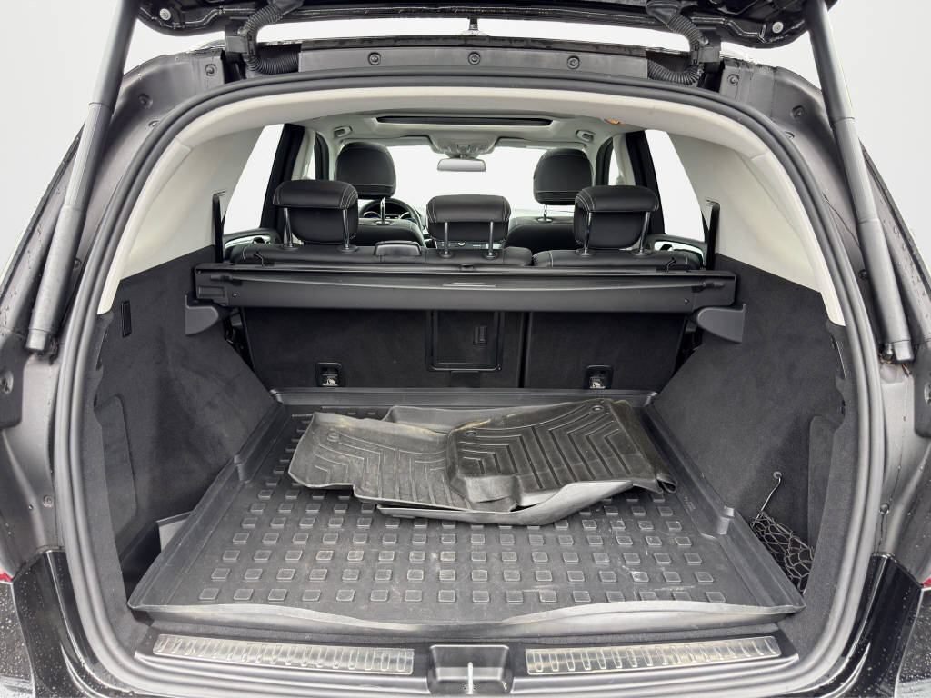 MERCEDES-BENZ GLE 43 AMG-image-14