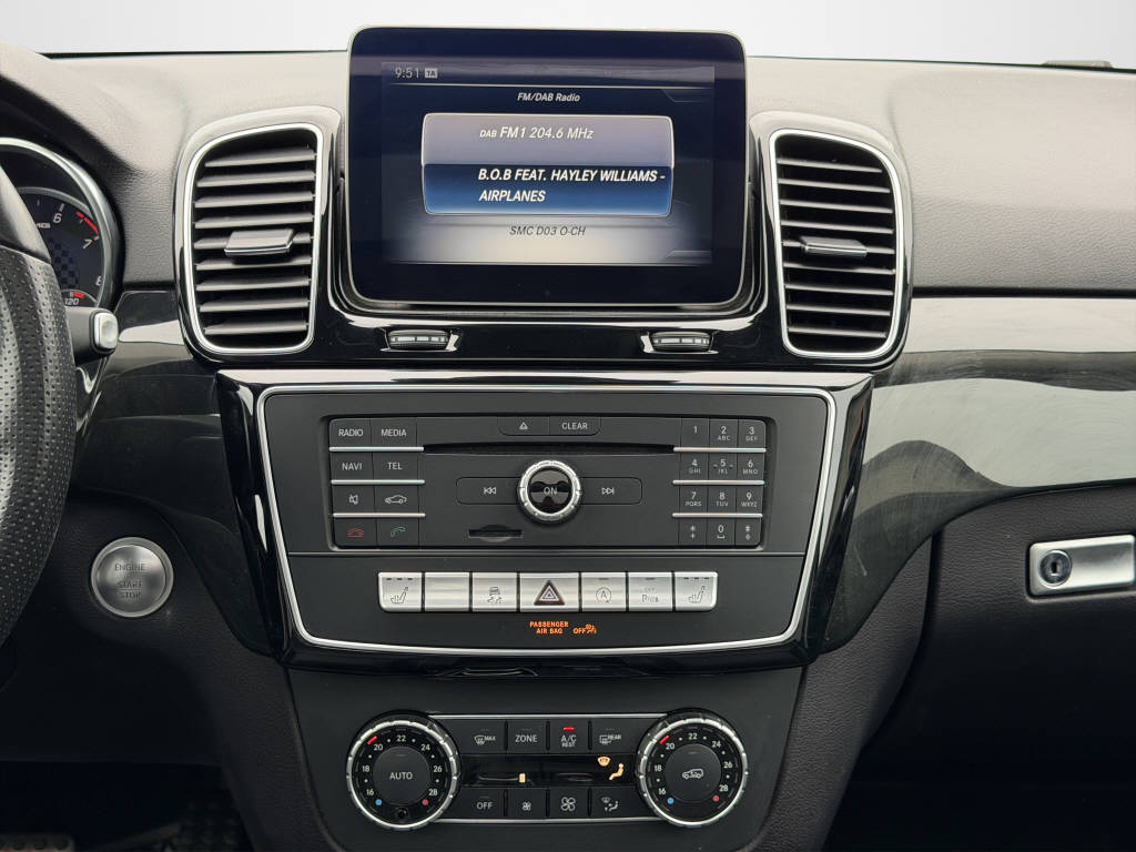 MERCEDES-BENZ GLE 43 AMG-image-11