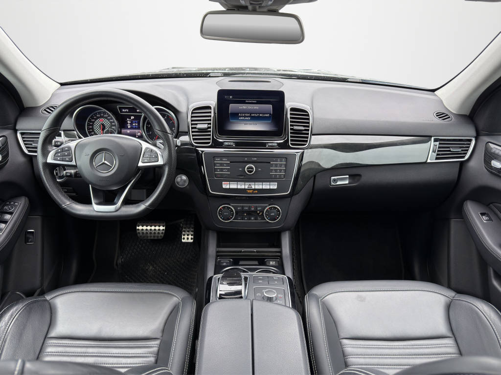 MERCEDES-BENZ GLE 43 AMG-image-12
