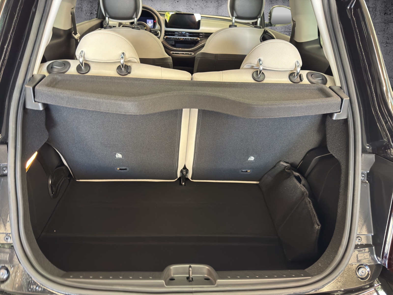 FIAT 500 electric 42kWh La Prima-image-9