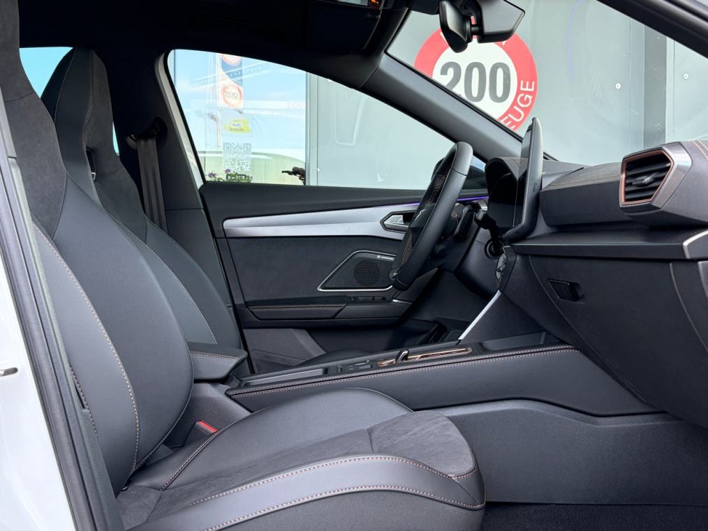 CUPRA Formentor 2.0 TSi VZ Black Edition-image-9