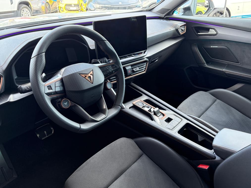 CUPRA Formentor 2.0 TSi VZ Black Edition-image-3