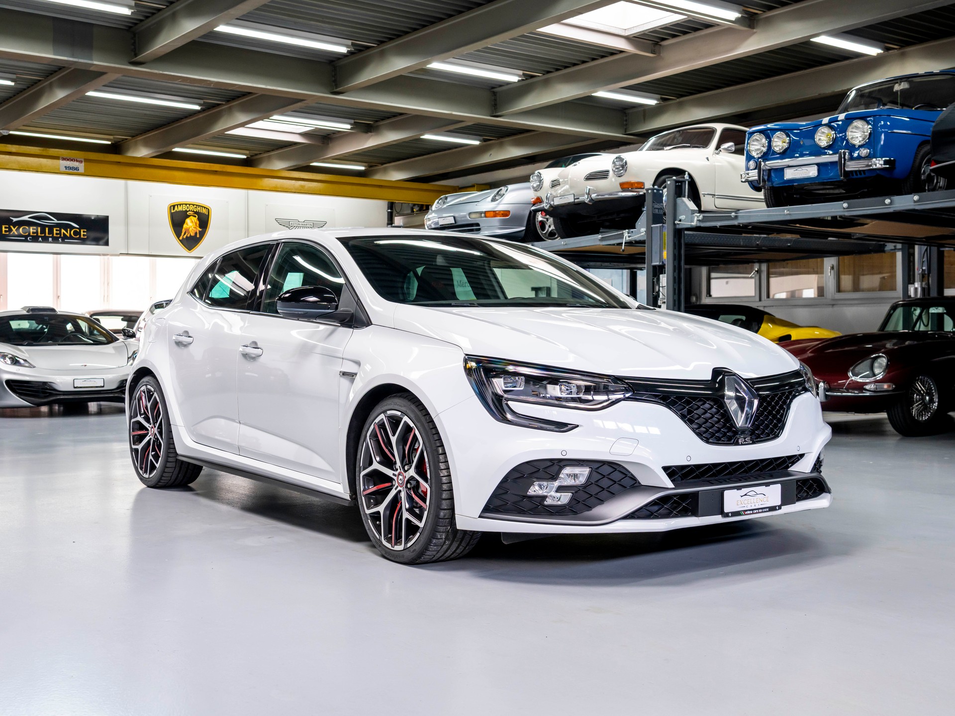 RENAULT Mégane Trophy 300-image-2