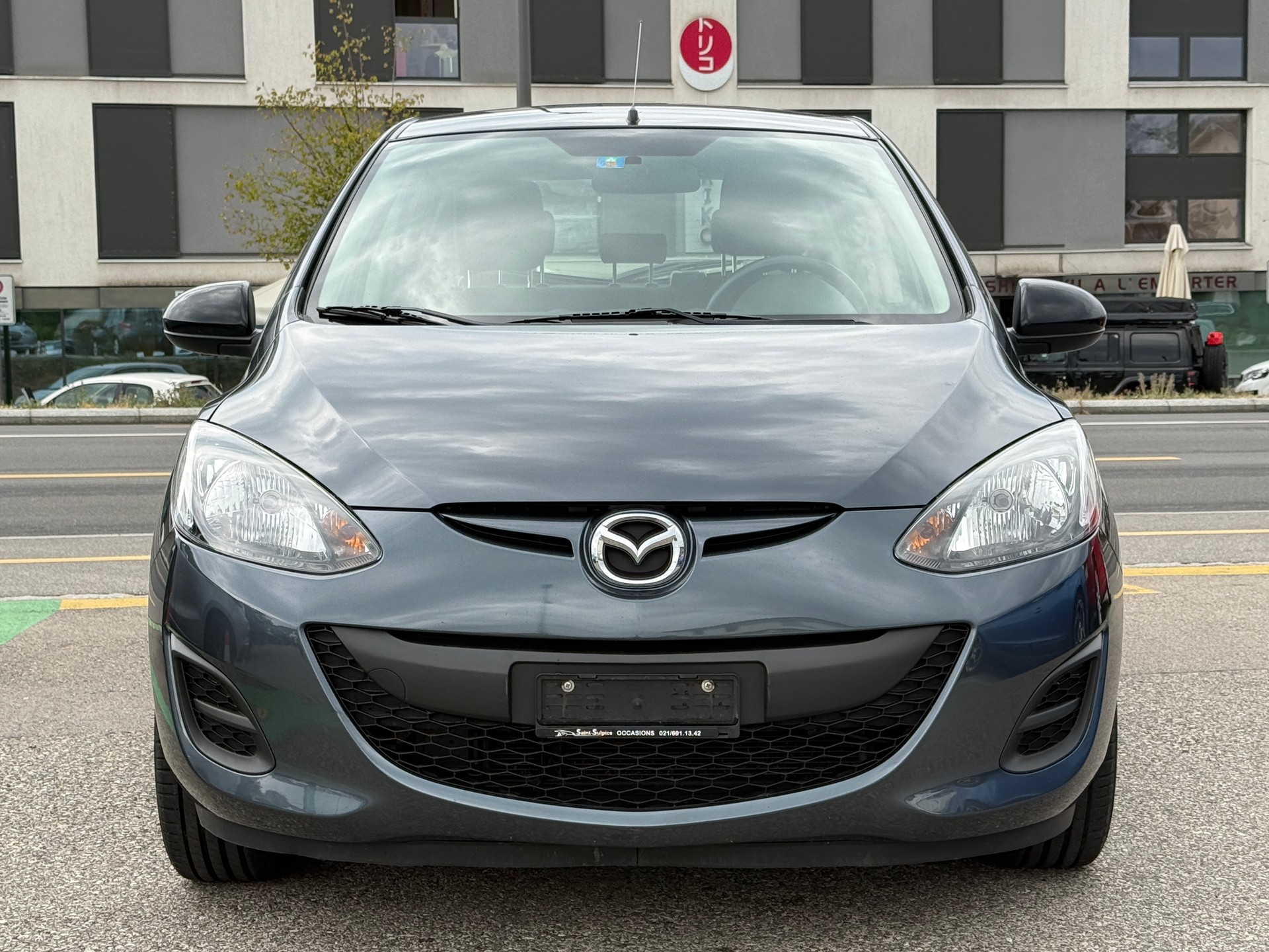 MAZDA 2 1.3i 16V Confort - Nouvelle Expertise 30.07.2026 - Grand Service Fait à 95‘592 km le 28.07.2026 chez Mazda - Pneus Neuf !-showroom-element-2