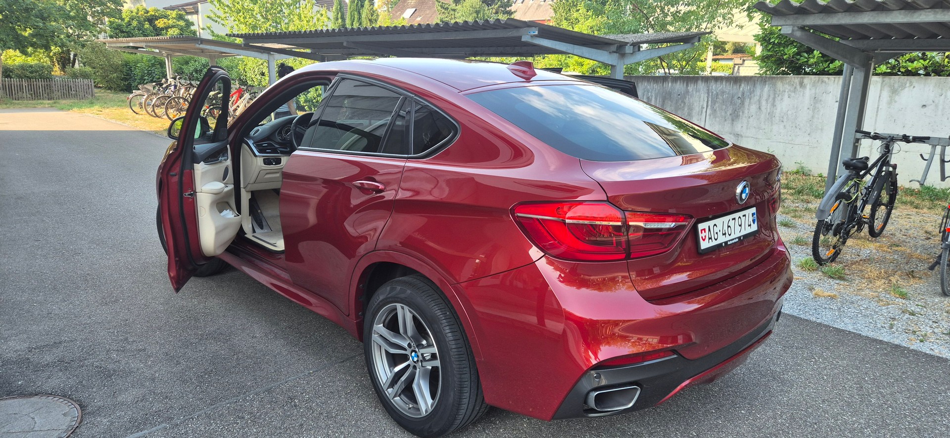 BMW 30d xDrive-image-4