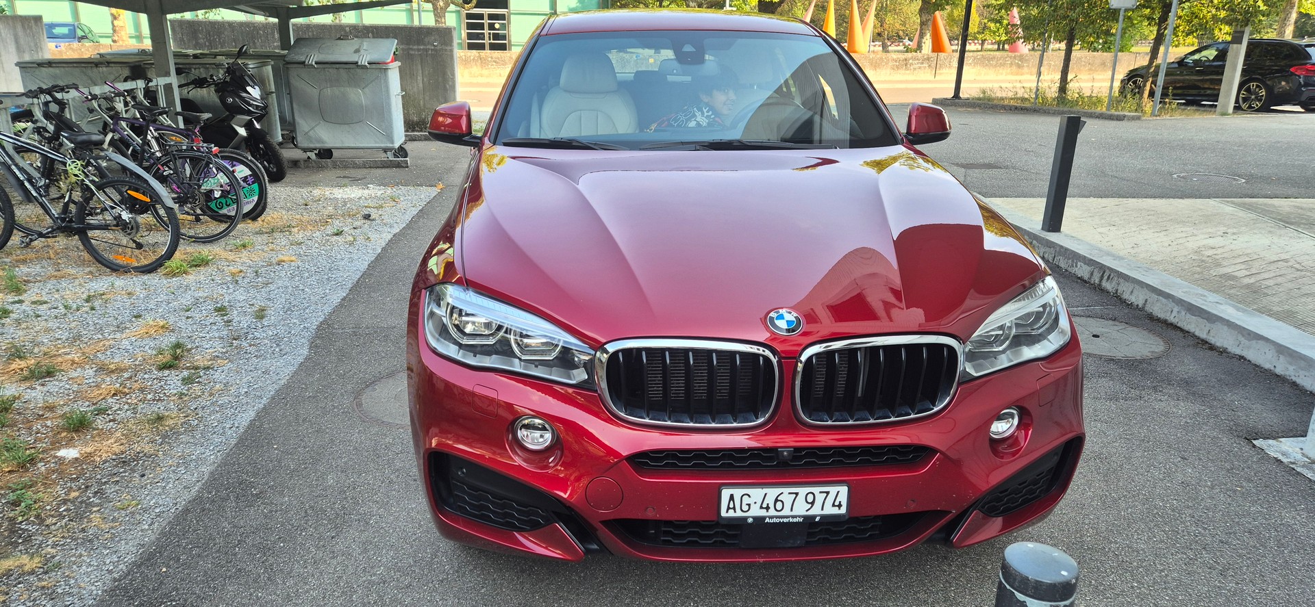BMW 30d xDrive-image-3