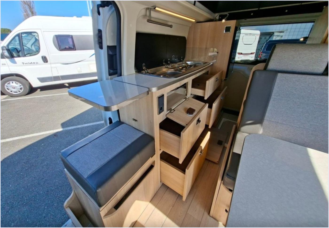 FORD TRANSIT CUSTOM Cap Land Dreamer Van 300 L2H1 Trend A-image-8