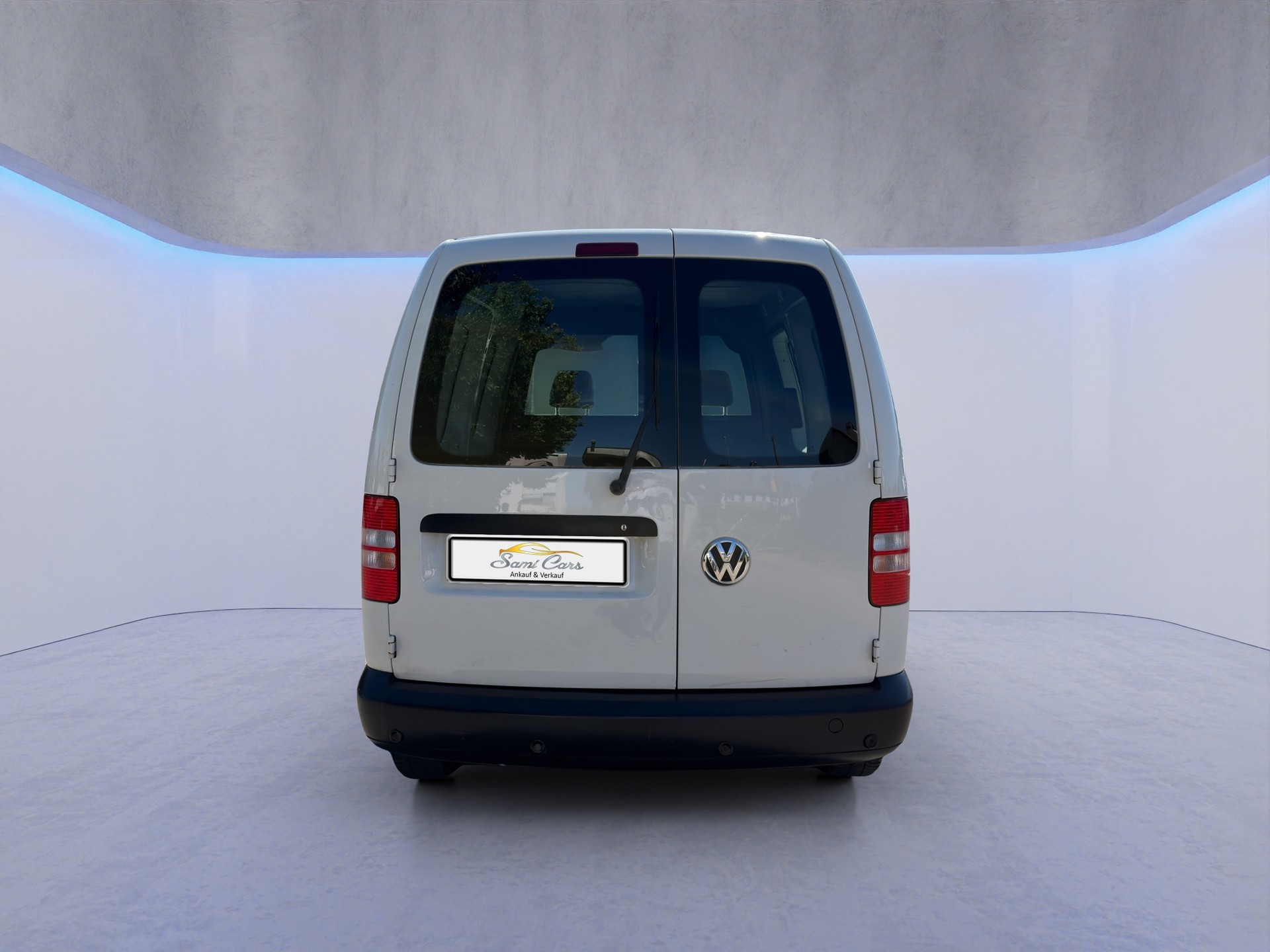 VW Caddy Maxi 2.0 TDI 4Motion-image-3
