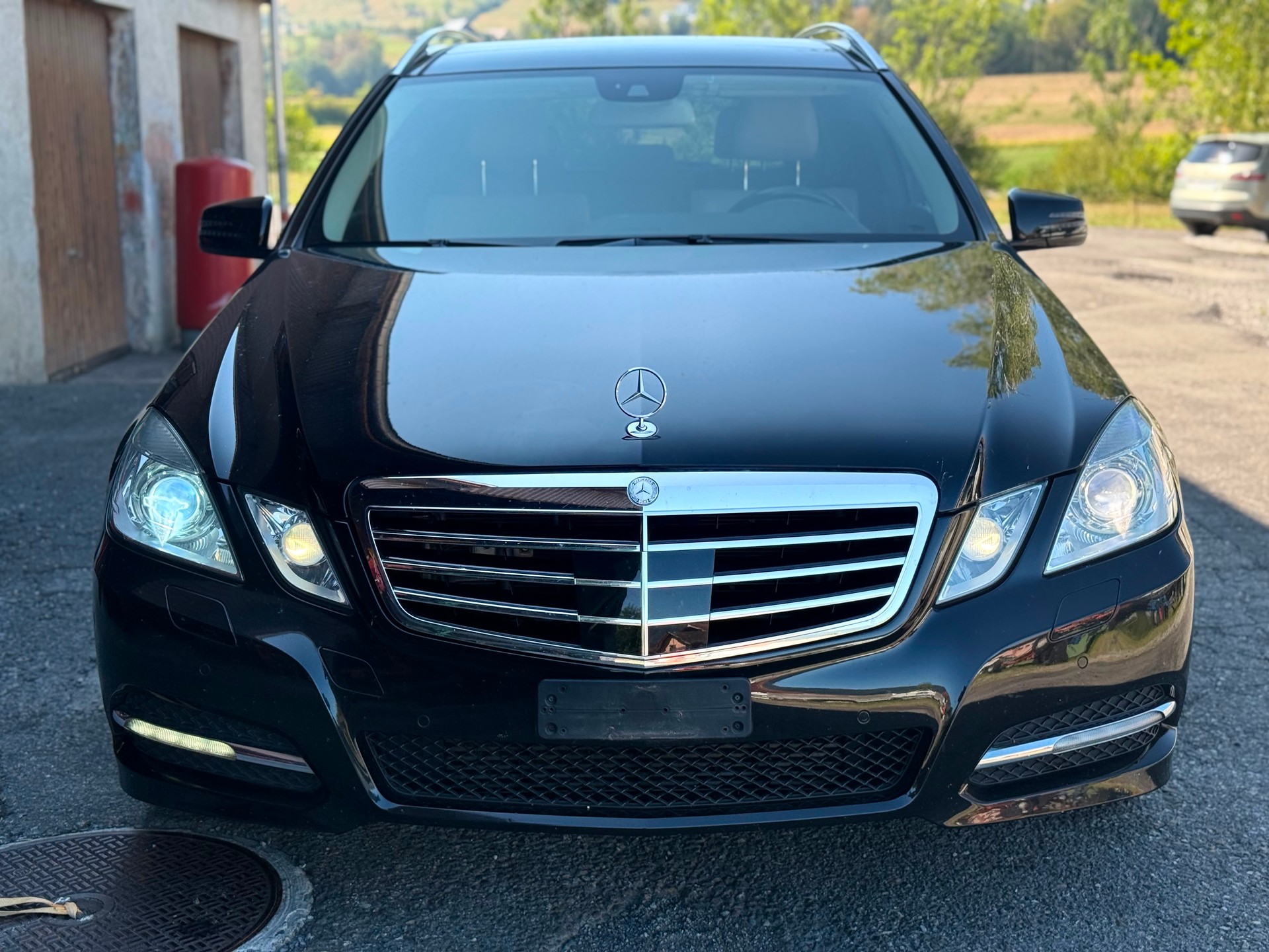 MERCEDES-BENZ E 350 CDI BlueEff. Avantgarde 4Matic 7G-Tronic-image-0