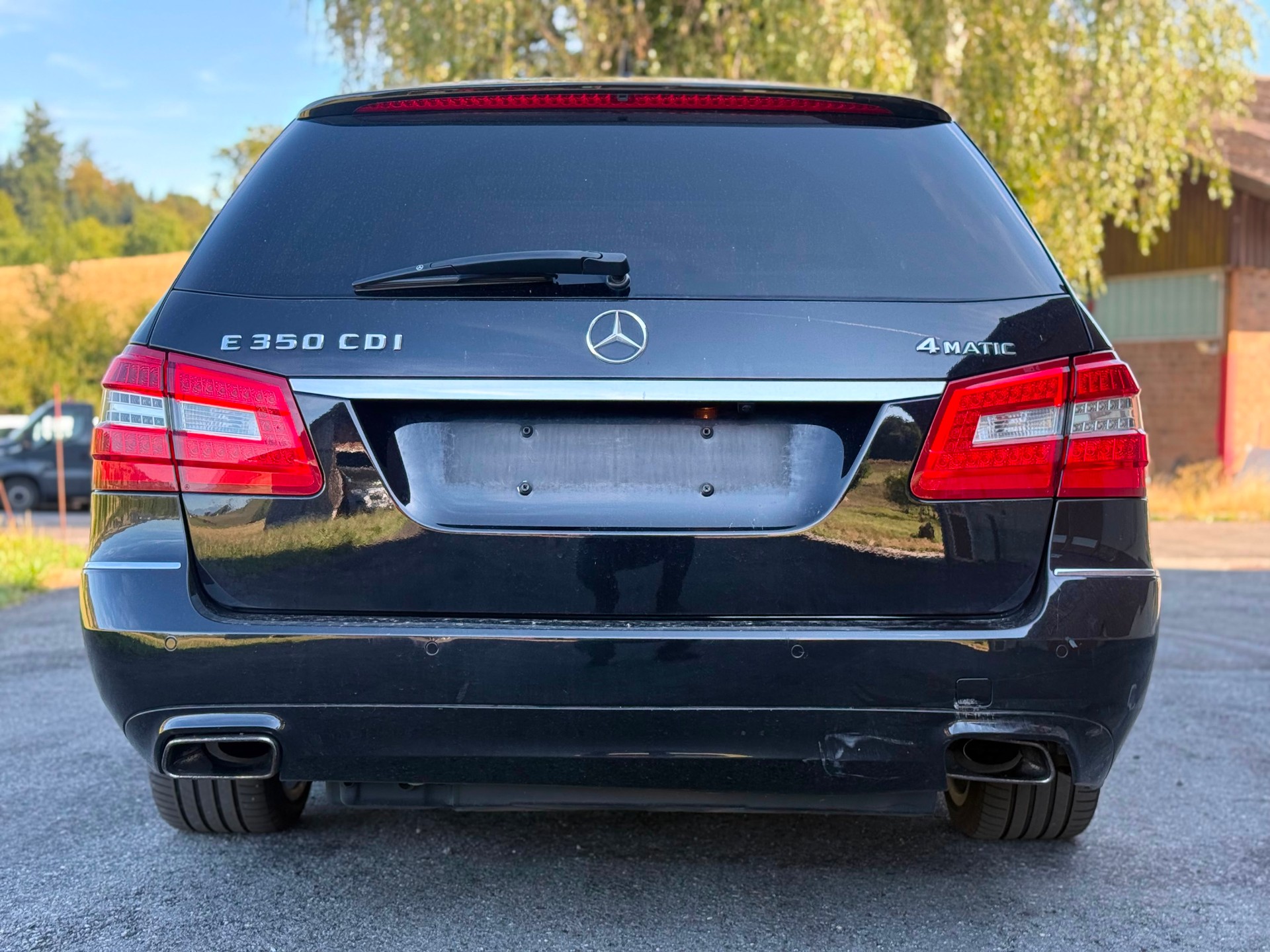 MERCEDES-BENZ E 350 CDI BlueEff. Avantgarde 4Matic 7G-Tronic-image-5