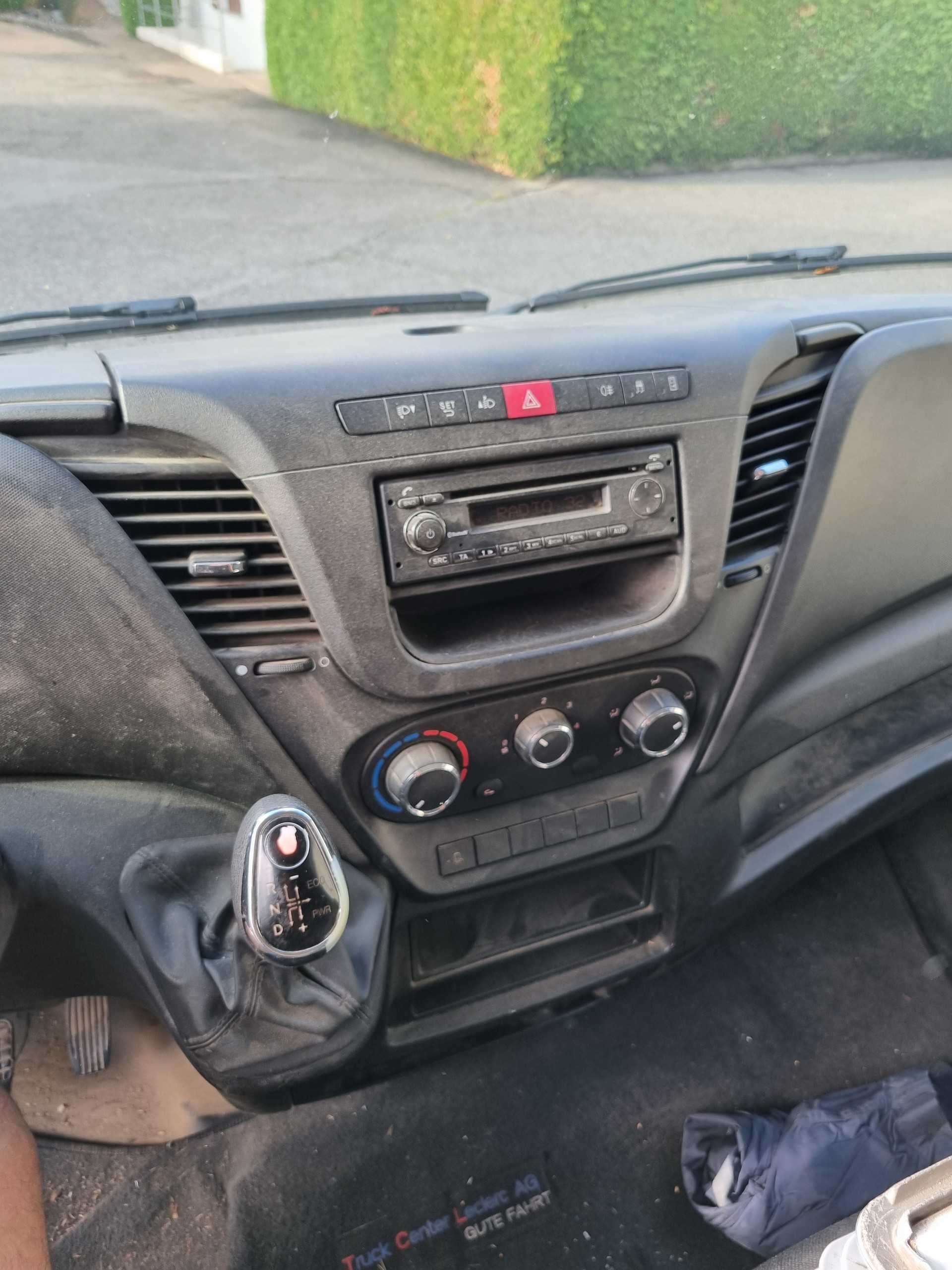 IVECO 35 S 13 A8-image-9