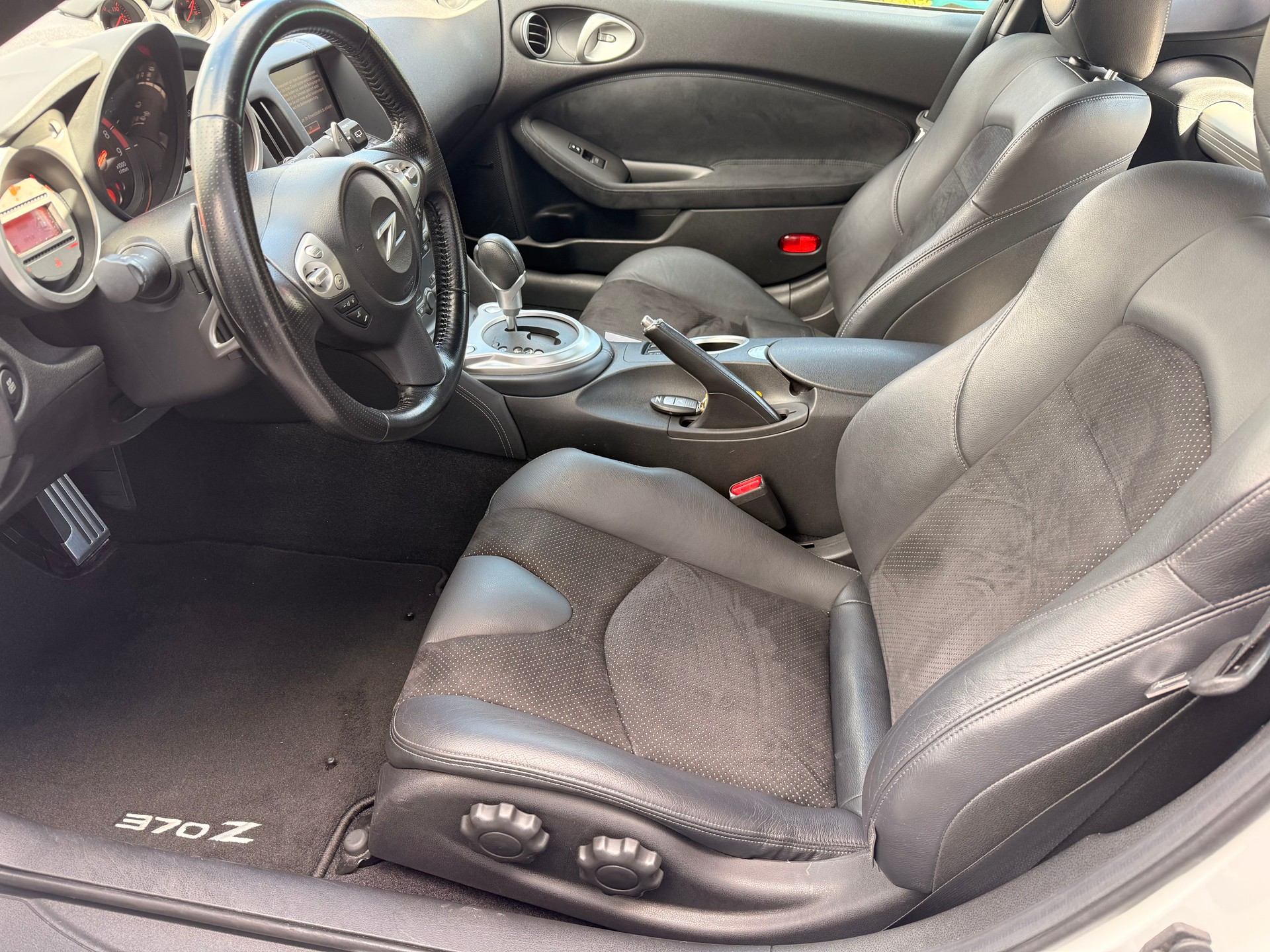 NISSAN 370 Z Pack-image-4