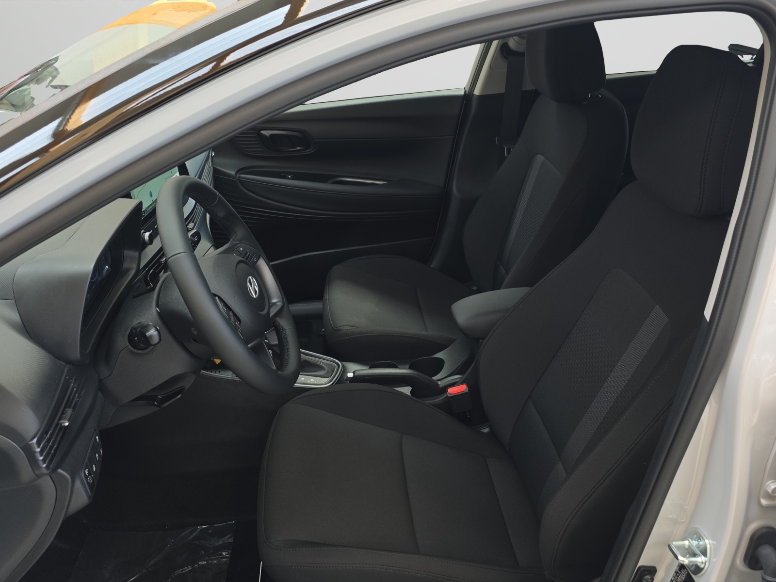 HYUNDAI i20 1.0 T-GDi Amplia GO! DCT-image-10