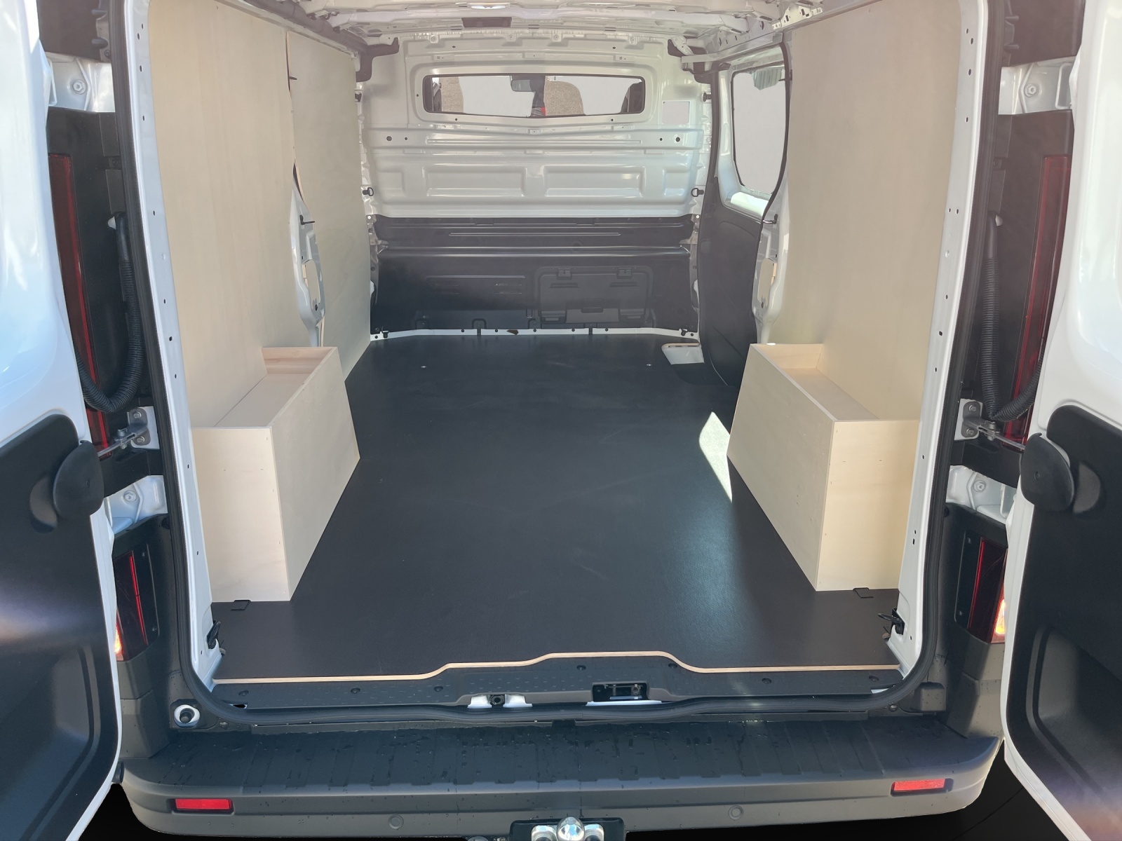 RENAULT Trafic Kaw. 3.0 t L2 H1 2.0 dCi Blue 130 Advance-image-14