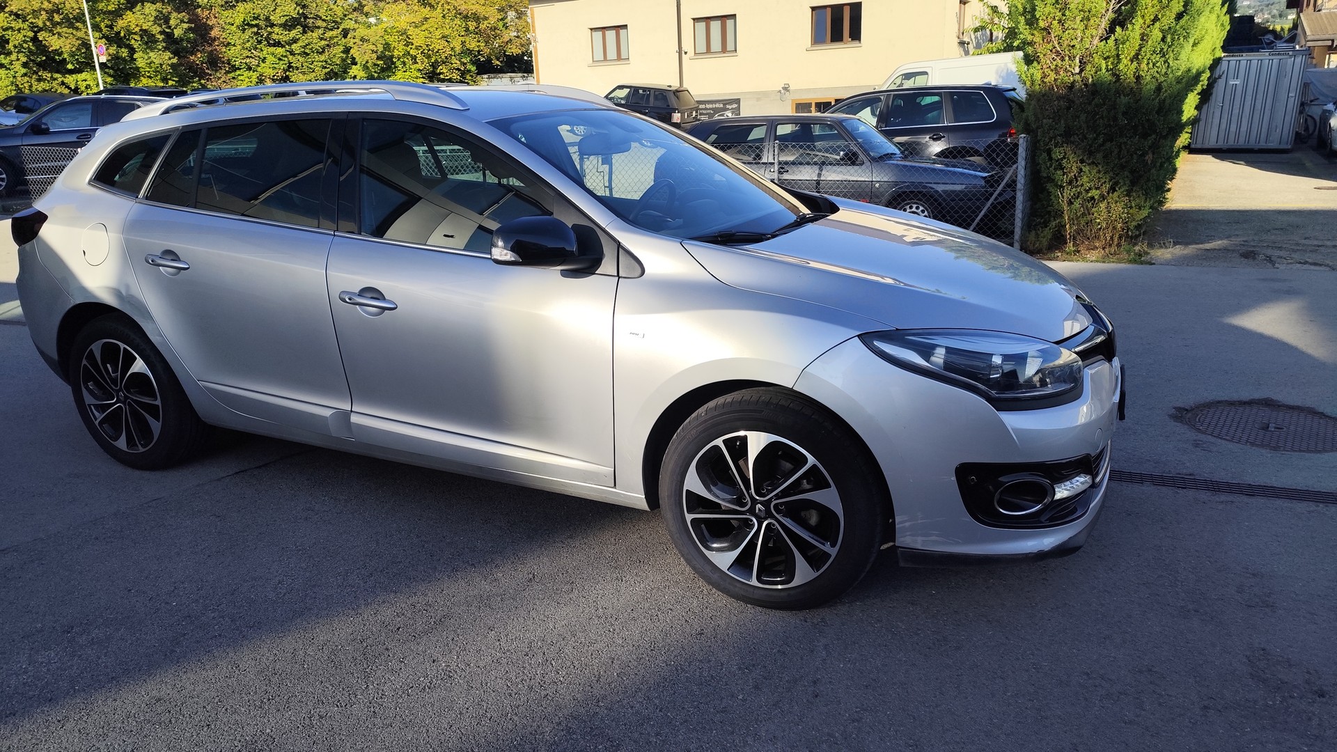 RENAULT Mégane Grandtour 1.2 16V Turbo Limited EDC-image-1
