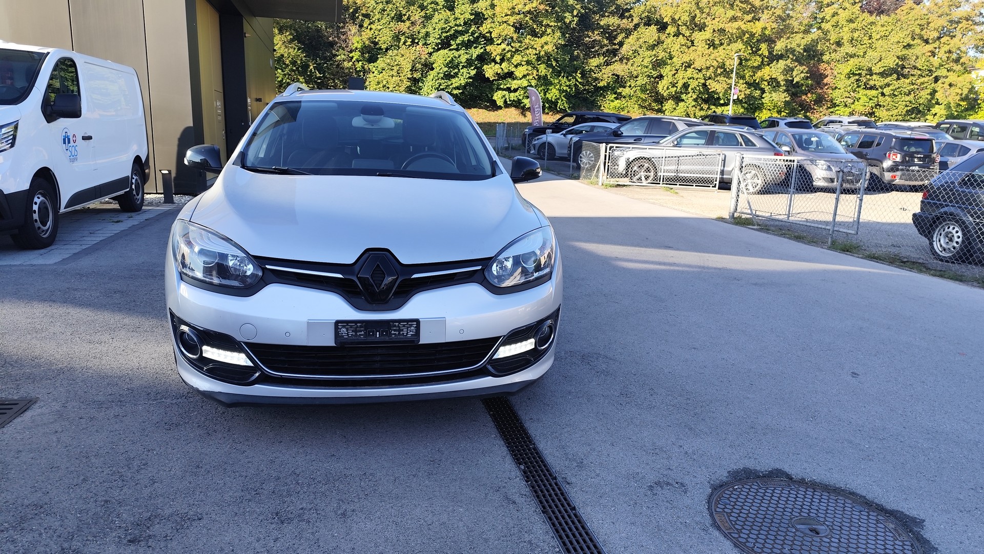 RENAULT Mégane Grandtour 1.2 16V Turbo Limited EDC-image-0