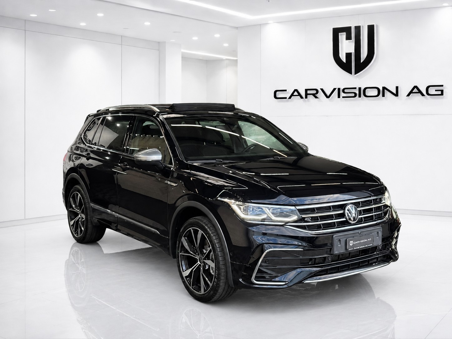 VW Tiguan Allspace 2.0TSI R-Line 4Motion DSG * Panorama-Glasdach * Leder * 7-Plätzer *-image-2