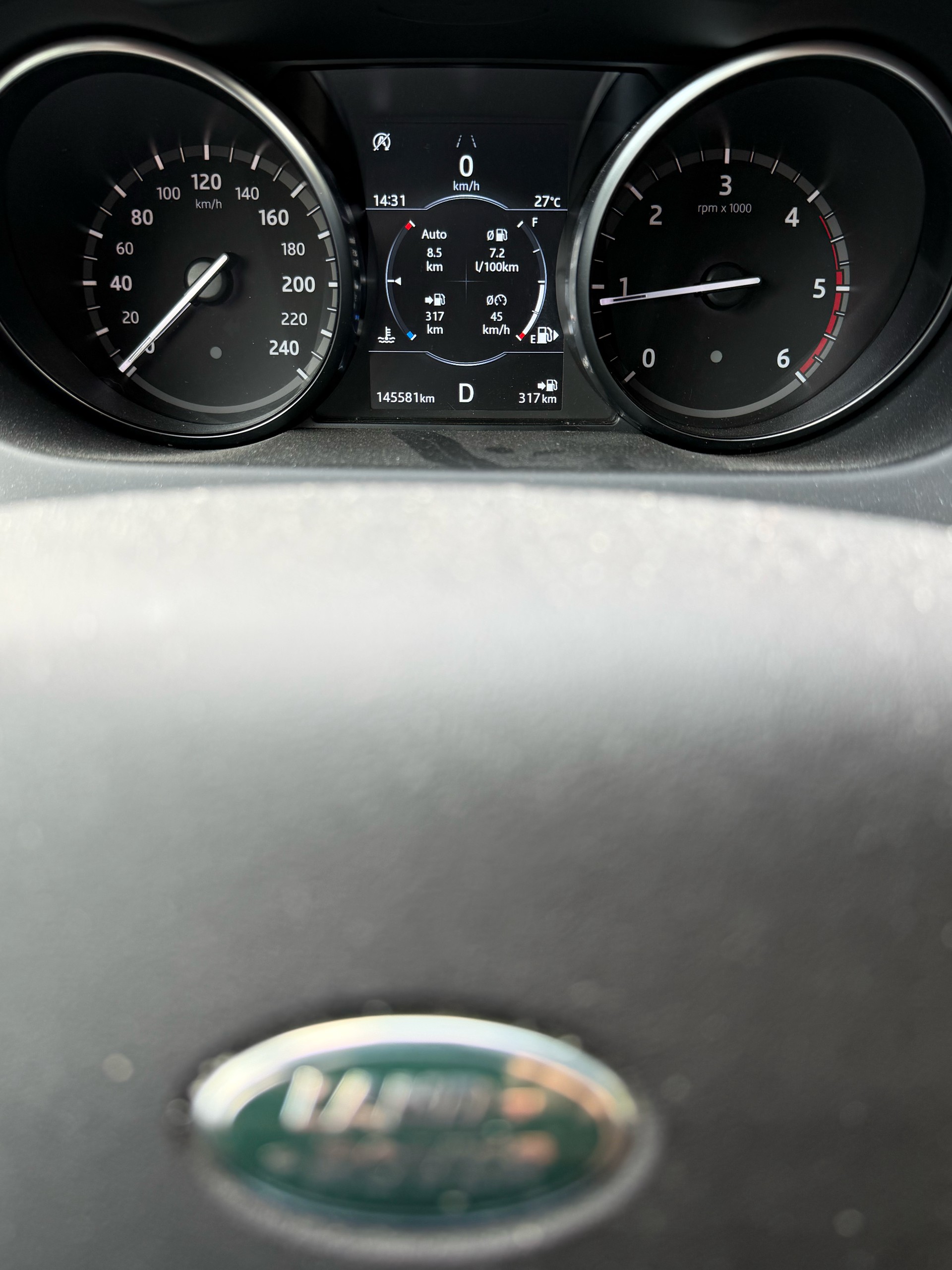 LAND ROVER 2.0 TD4 SE-image-0