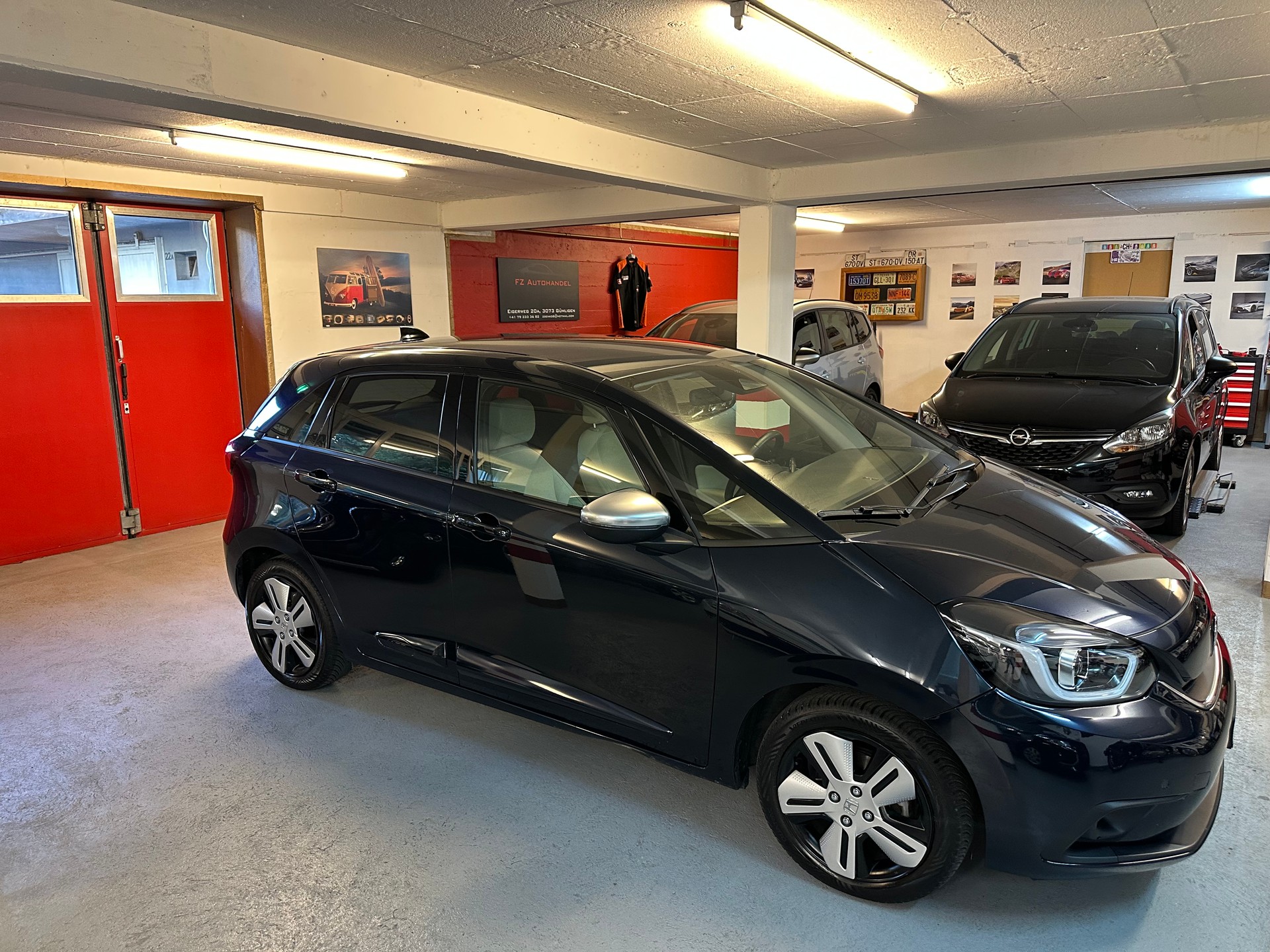 HONDA Jazz 1.5i-MMD Elegance E-CVT-image-1