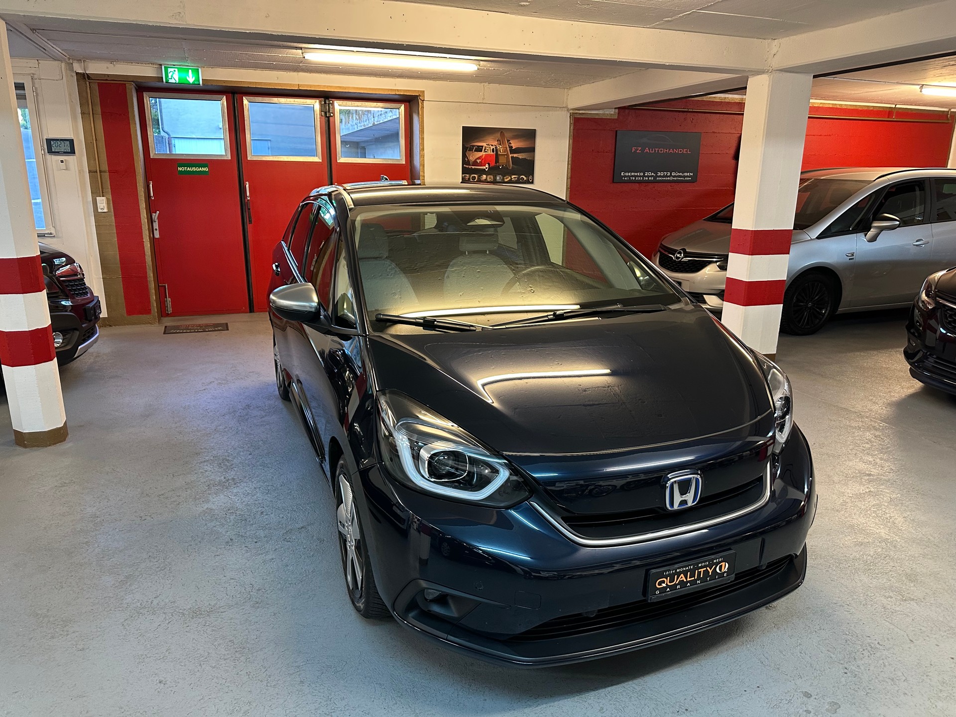 HONDA Jazz 1.5i-MMD Elegance E-CVT-image-2