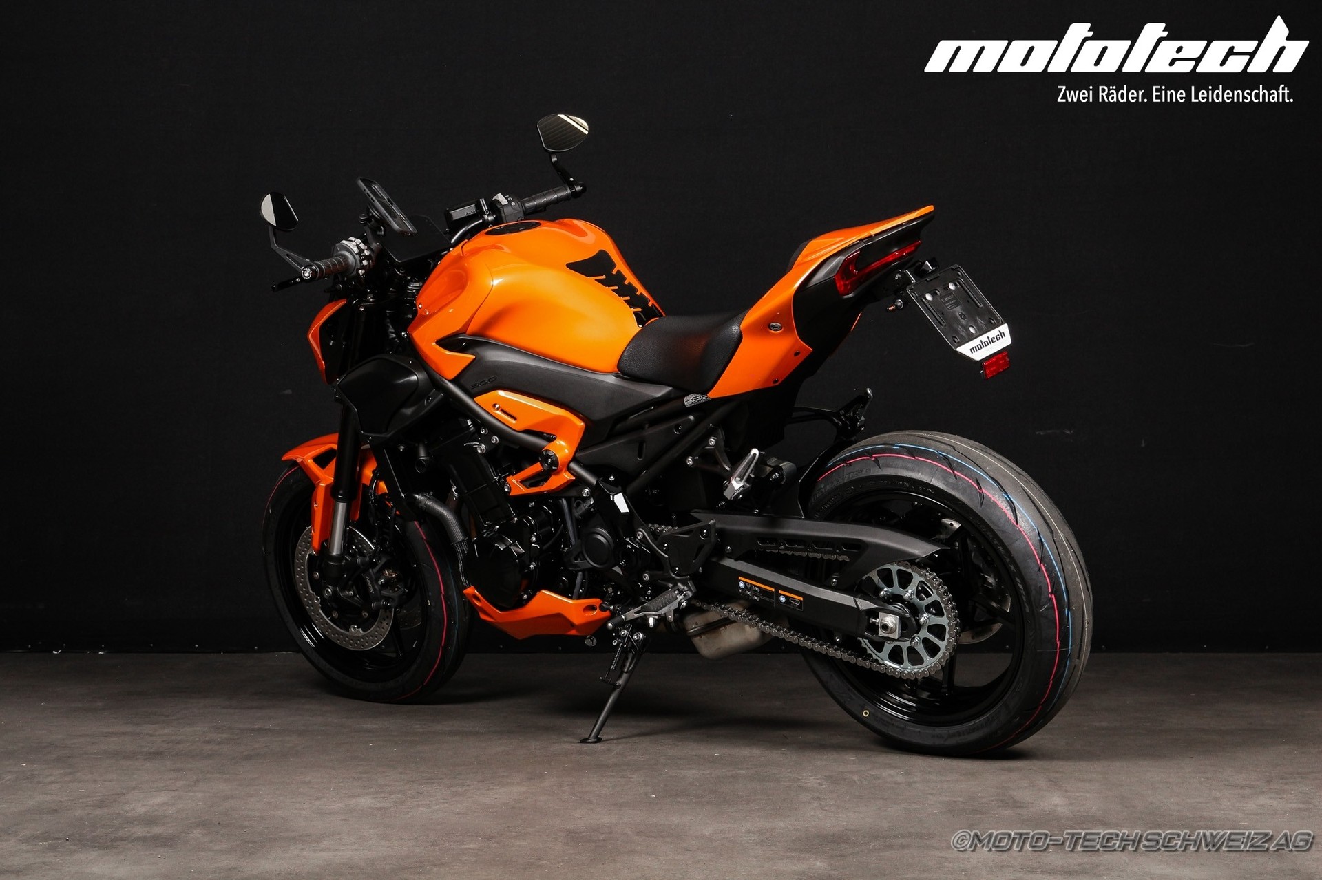 KAWASAKI Z 900 (35kW)-showroom-element-2