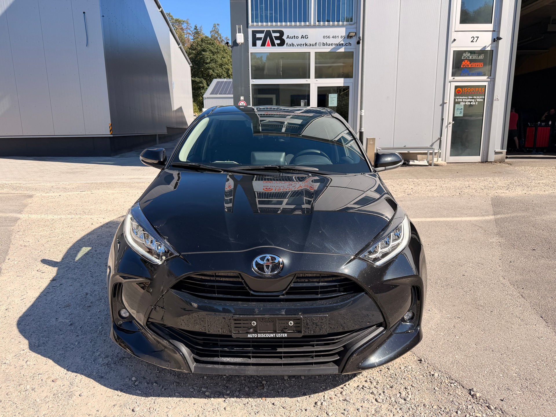 TOYOTA Yaris 1.5 Sport e-CVT-image-0