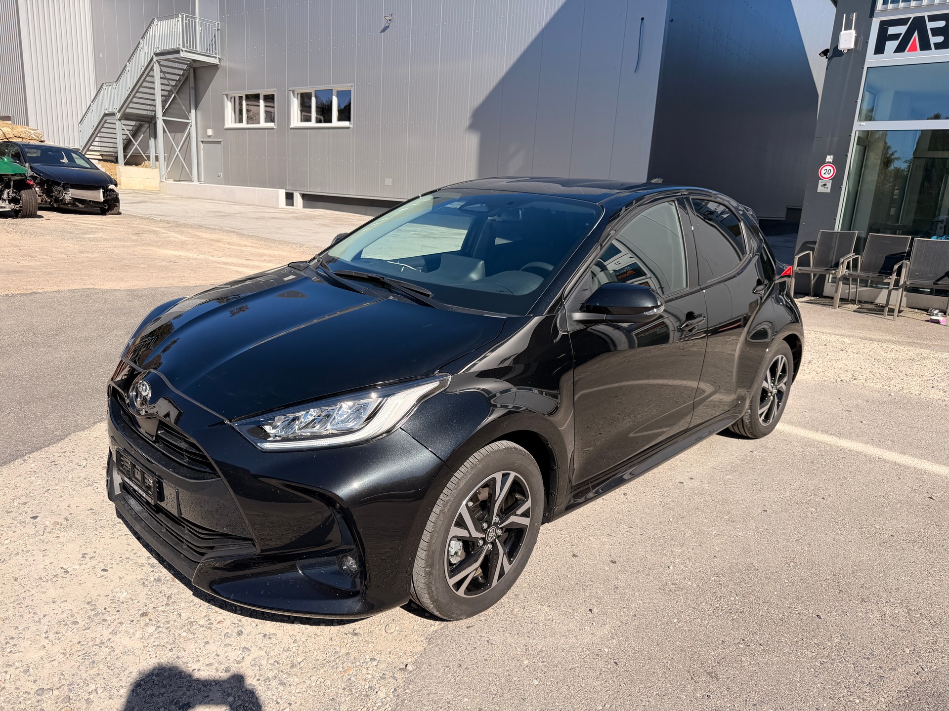 TOYOTA Yaris 1.5 Sport e-CVT-image-3