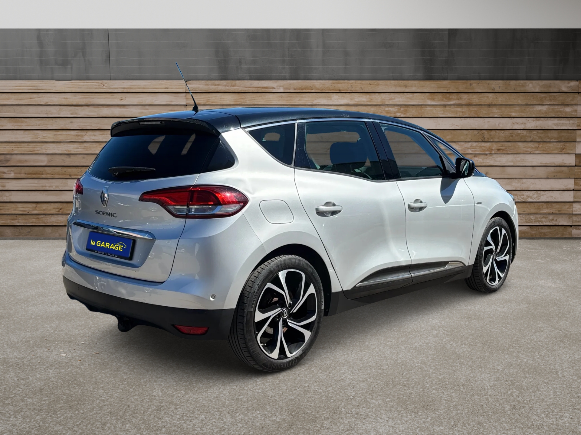 RENAULT Scénic 1.2 16V Turbo Bose-image-4