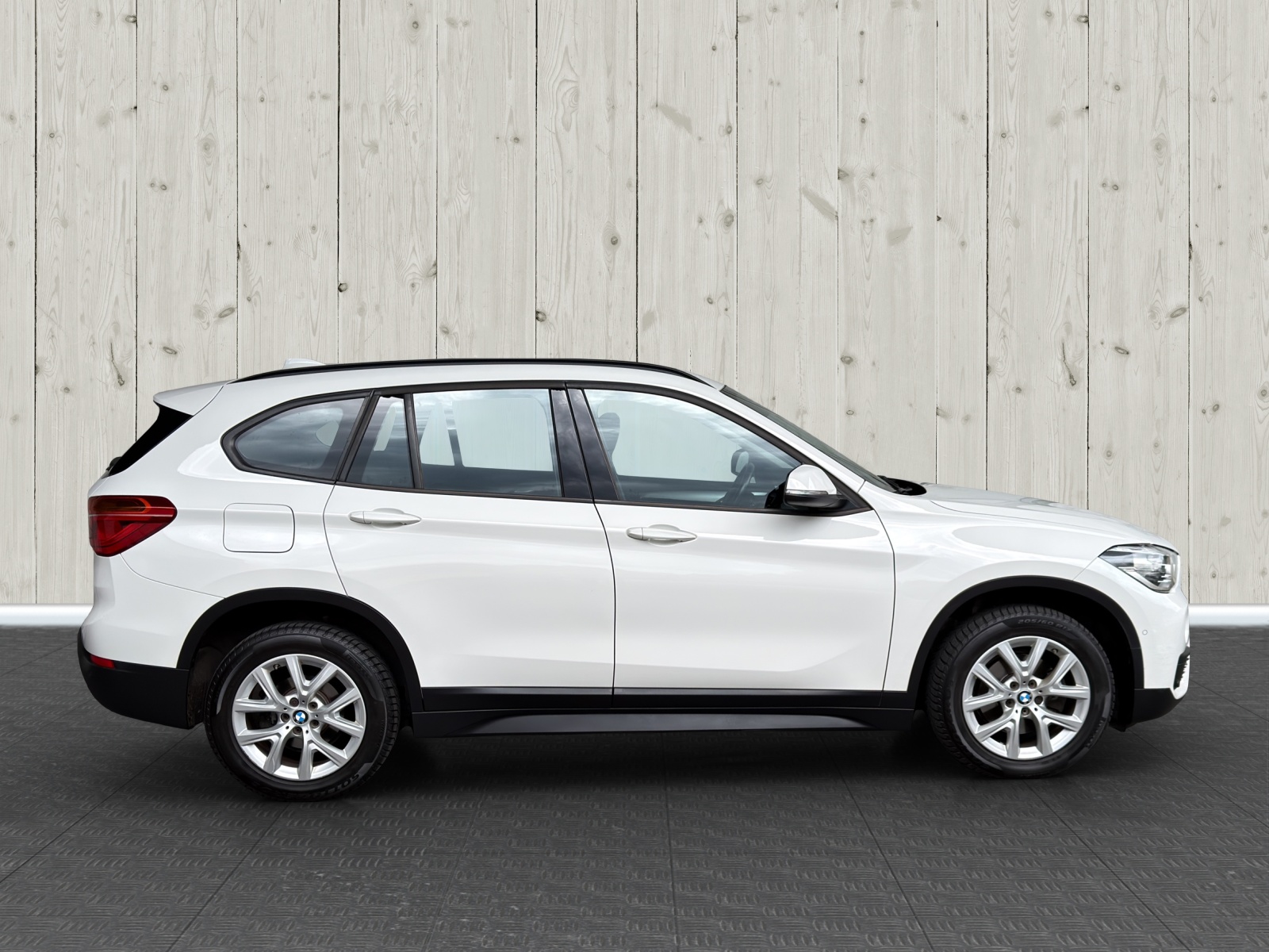 BMW X1 xDrive 18d Steptronic-image-7