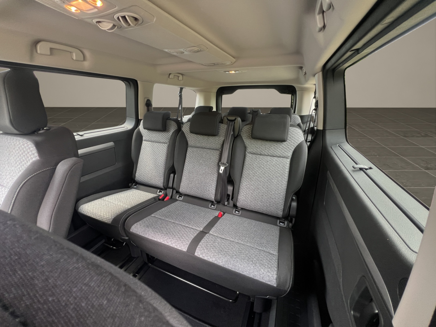 TOYOTA PROACE Verso L2 2.2 D Trend-image-17