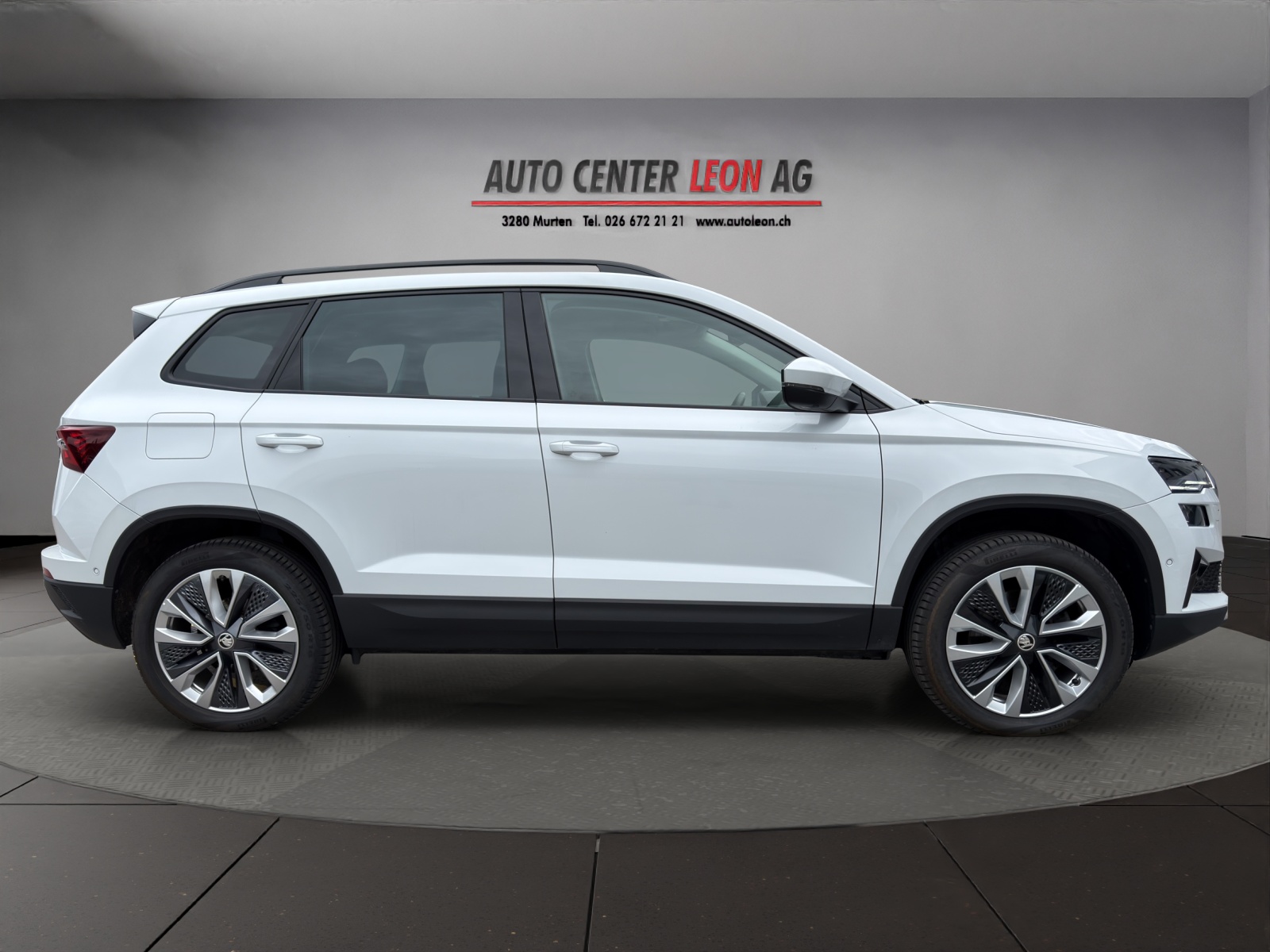 SKODA Karoq 2.0 TDI CR Style 4x4 DSG-image-6
