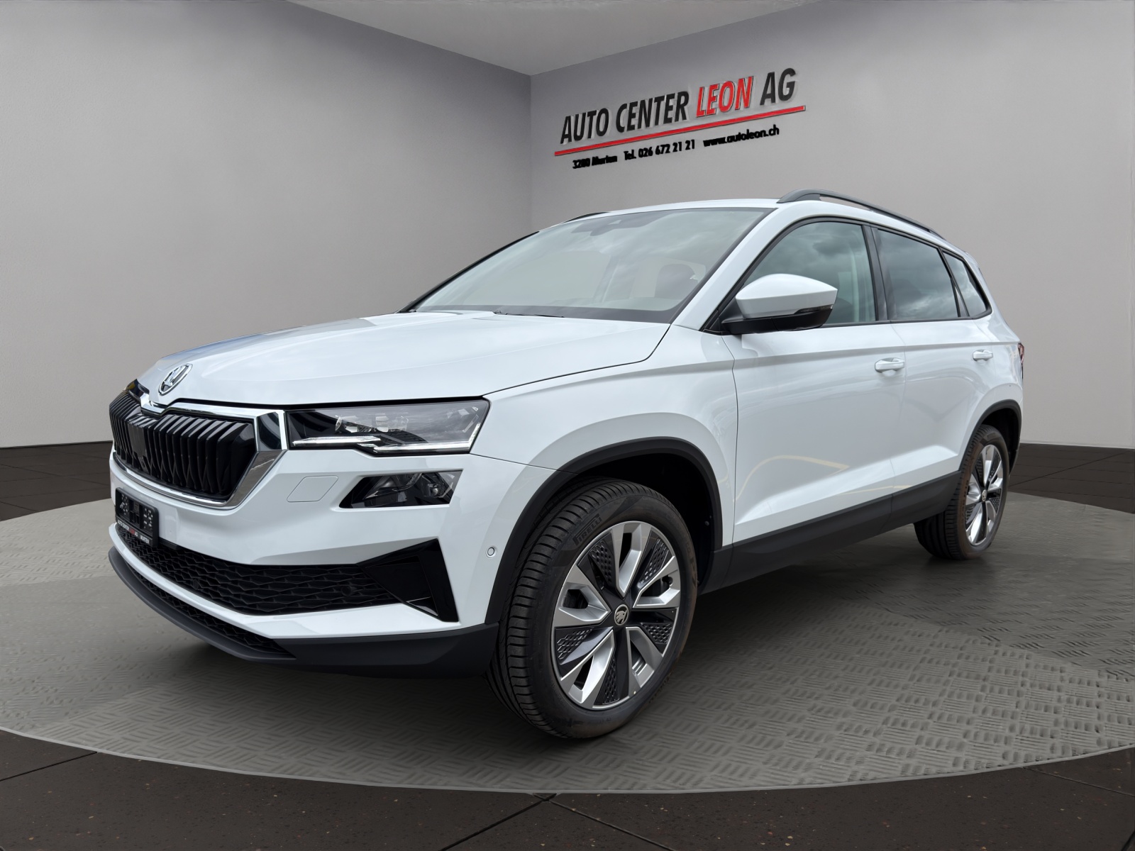 SKODA Karoq 2.0 TDI CR Style 4x4 DSG-showroom-element-1