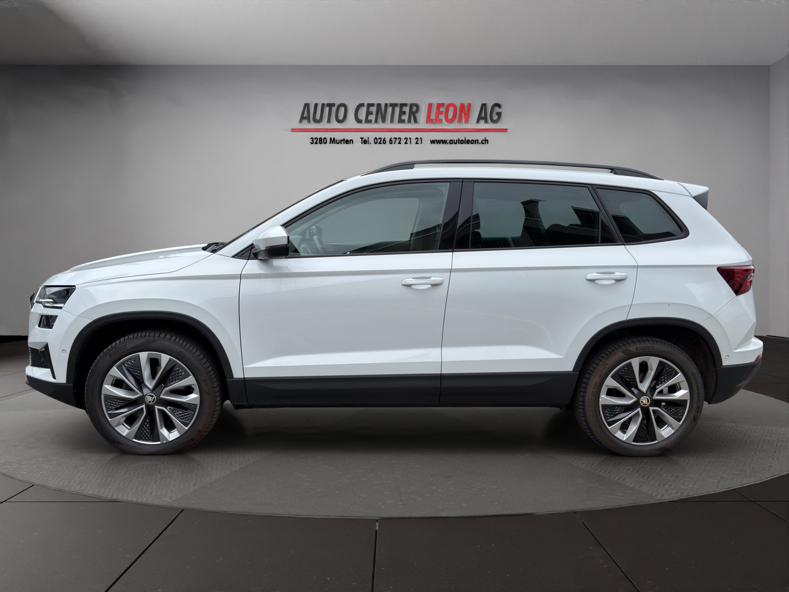 SKODA Karoq 2.0 TDI CR Style 4x4 DSG-showroom-element-2
