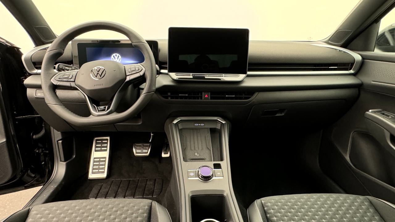 VW T-Roc 1.5 eTSI mHEV R-Line DSG-image-5