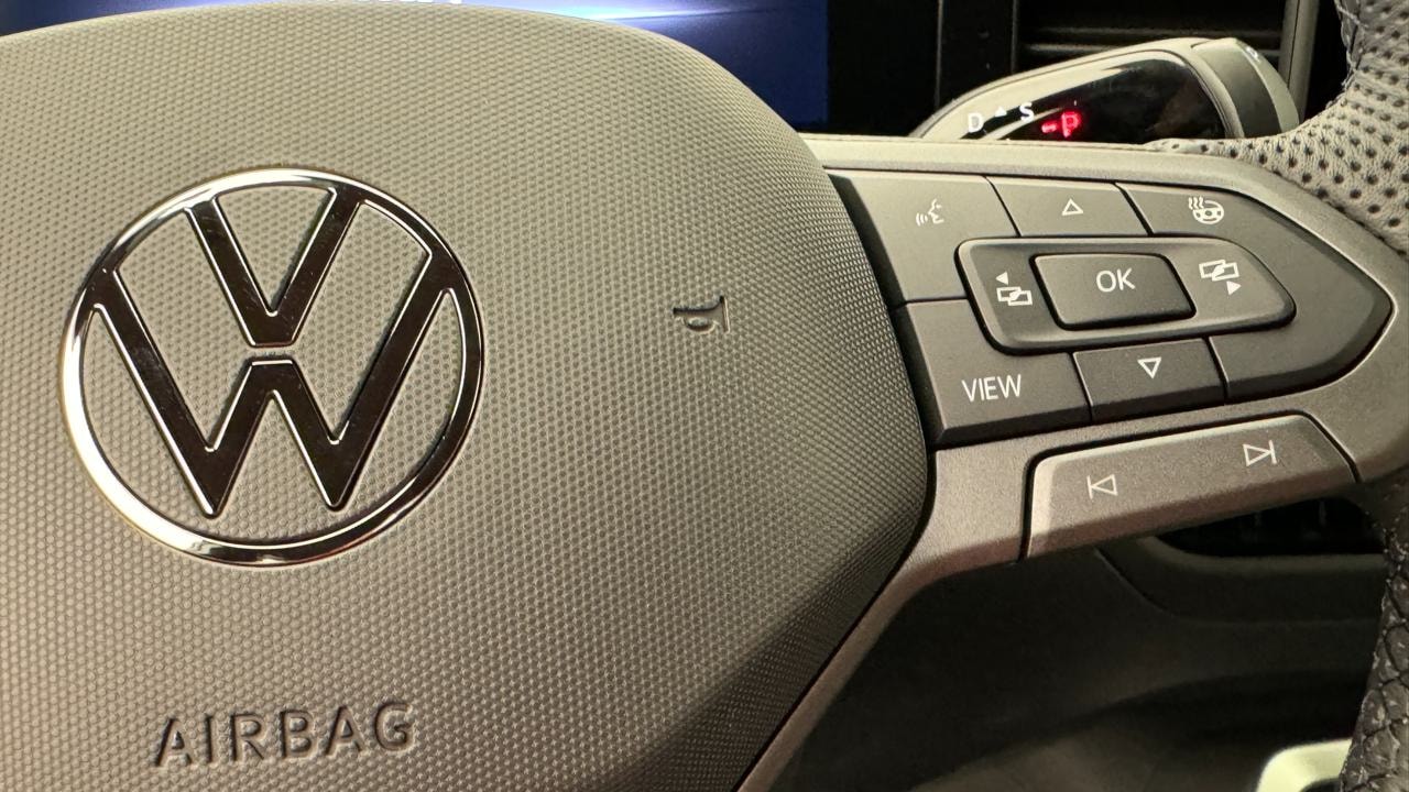 VW T-Roc 1.5 eTSI mHEV R-Line DSG-image-9