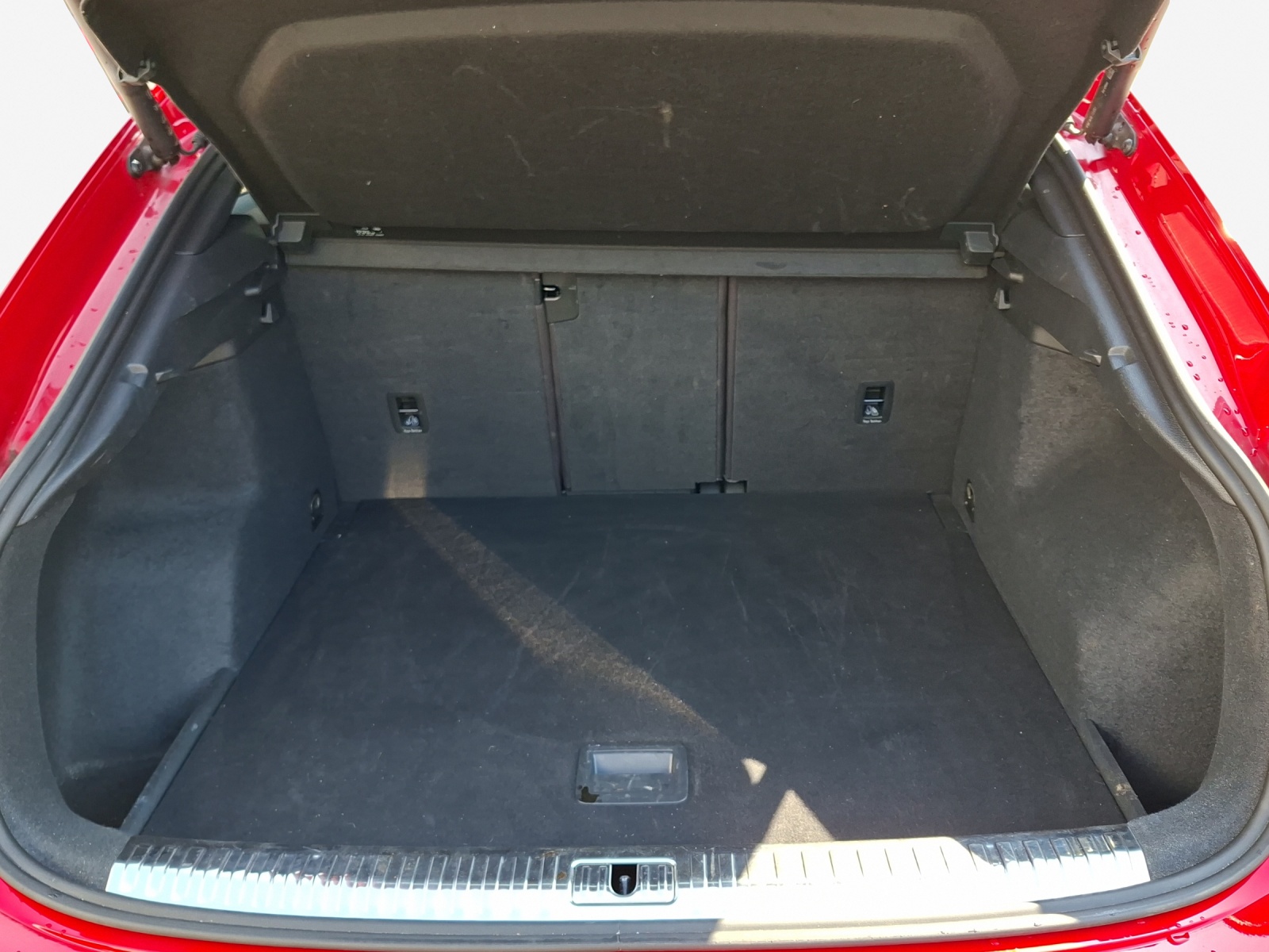 AUDI Q3 Sportback 35 TFSI S line Attraction S-tronic-image-12