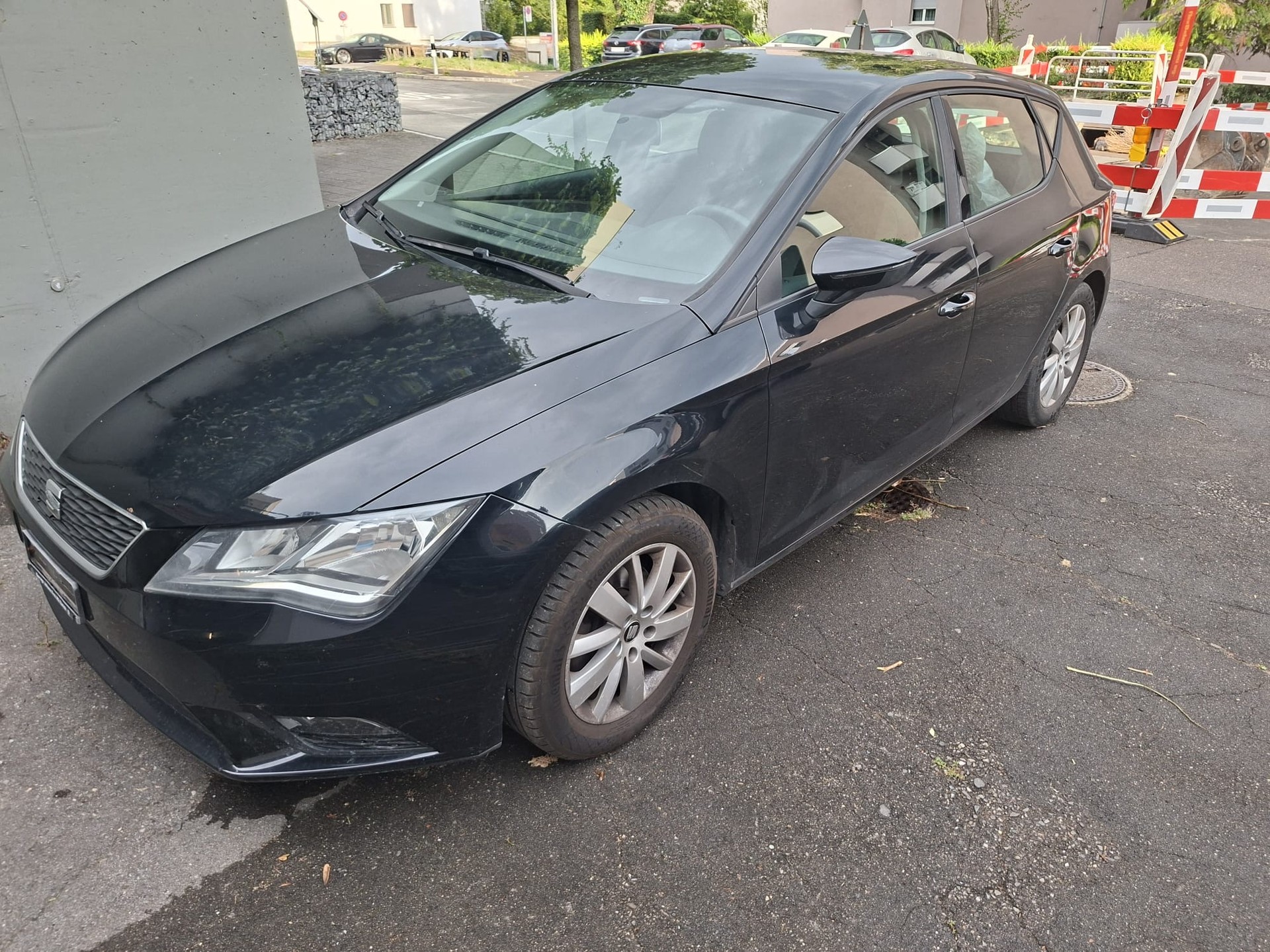 SEAT Leon 1.2 TSI Reference-image-1