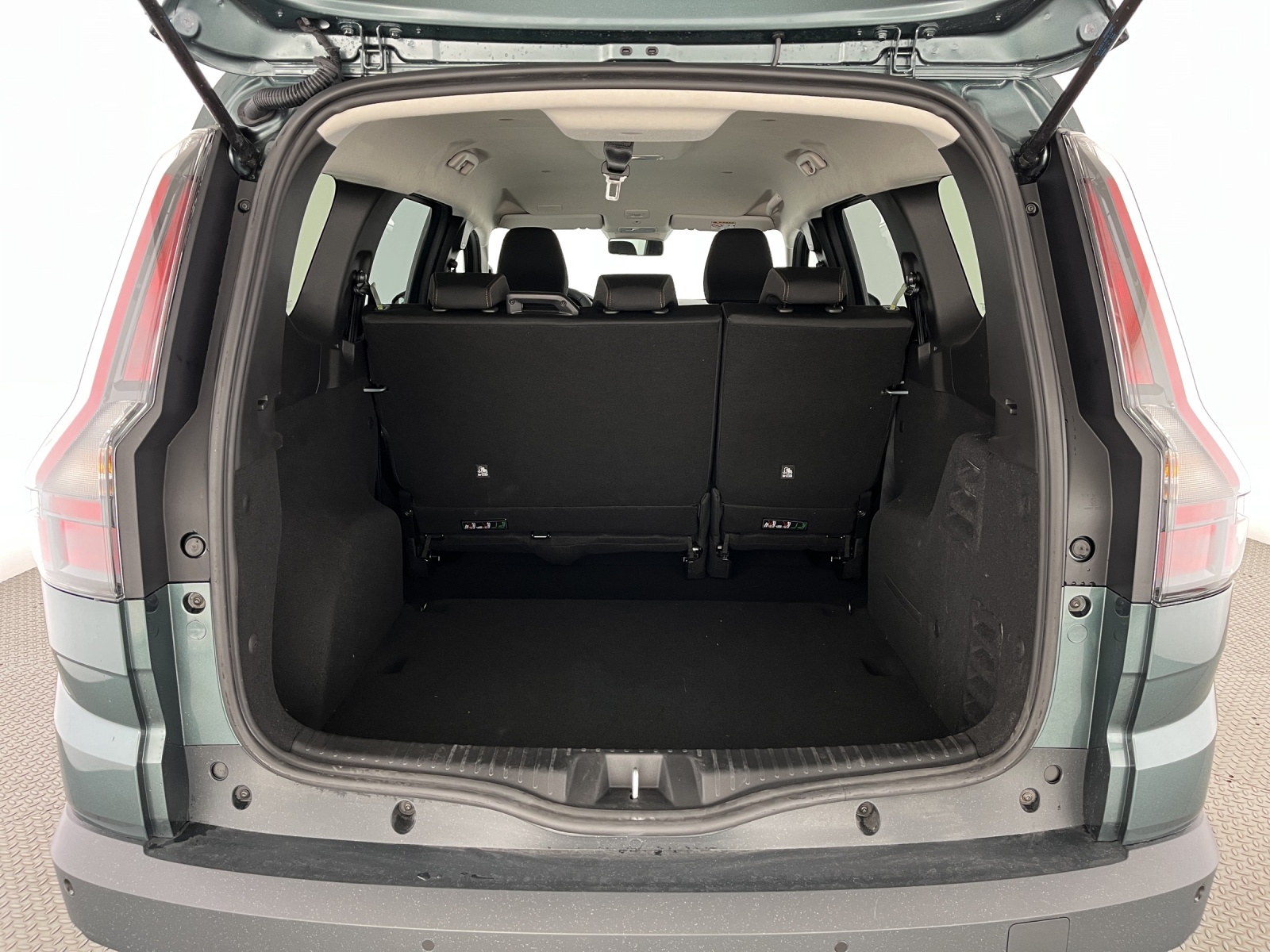 DACIA Jogger 1.0 TCe Extreme-image-17