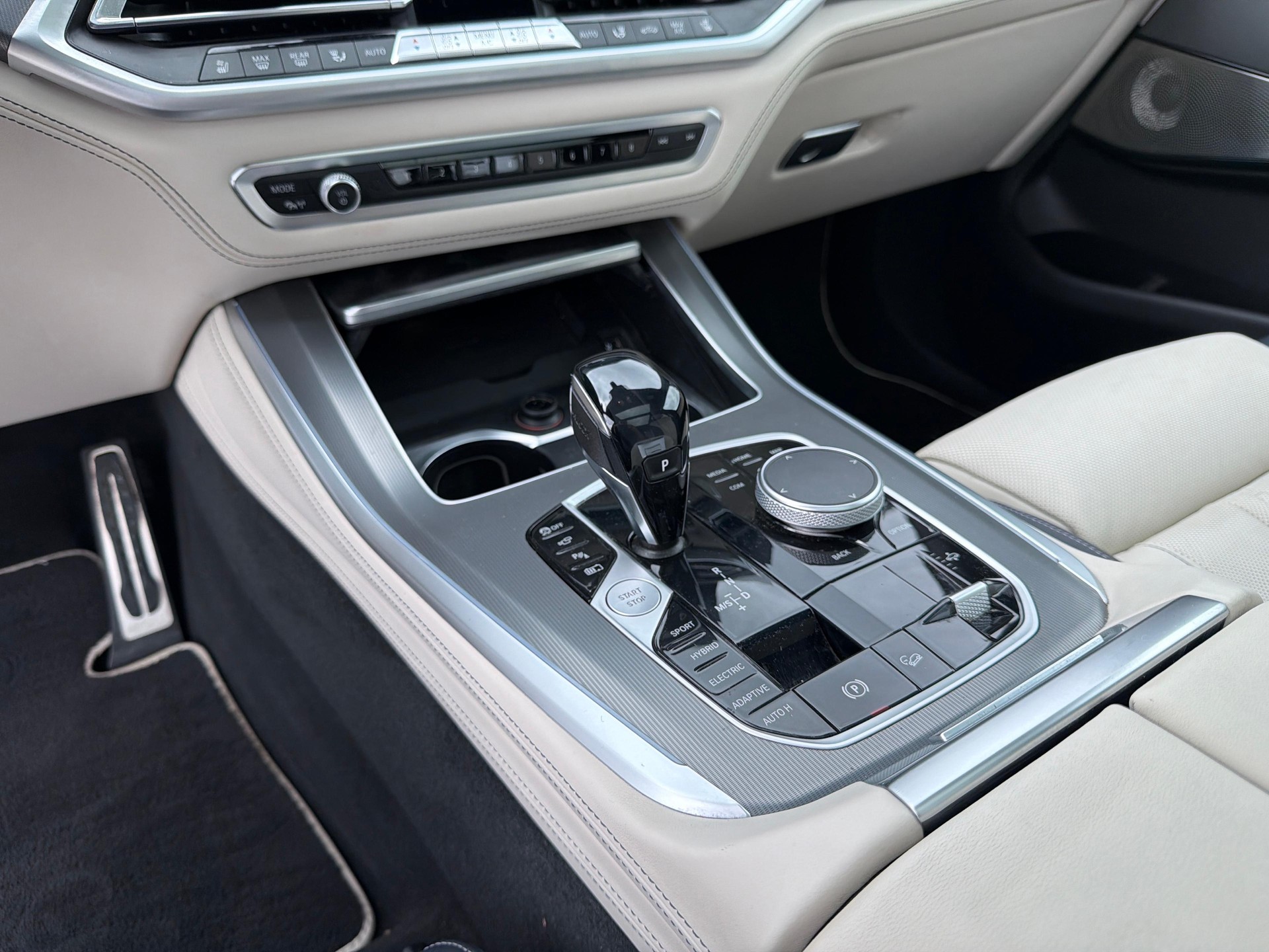 BMW X5 45e xDrive SAG-image-16