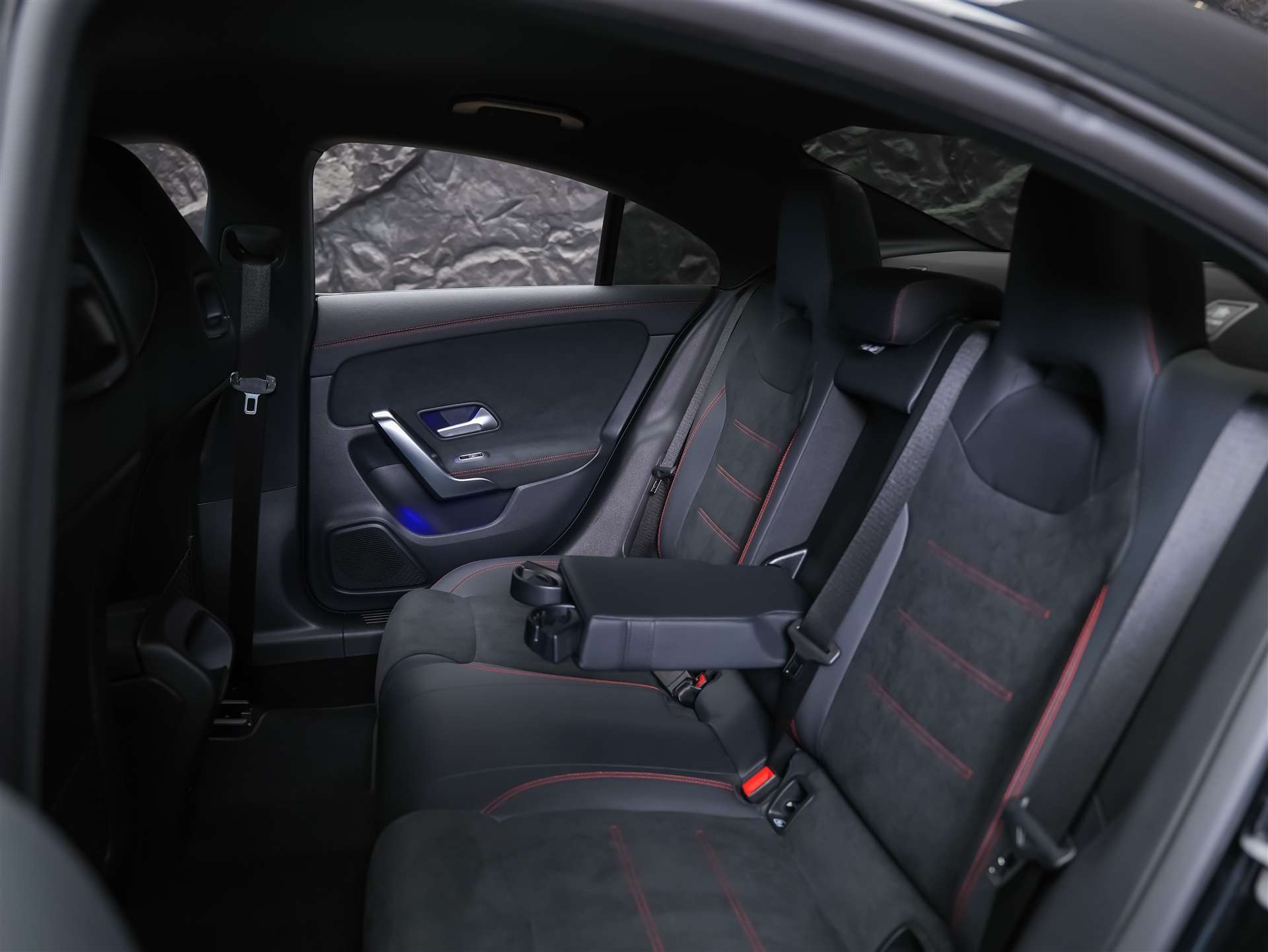MERCEDES-BENZ CLA 200 AMG Line 7G-DCT *Werksgarantie*Lenkradheizung*Ambientebeleuchtung*-image-12