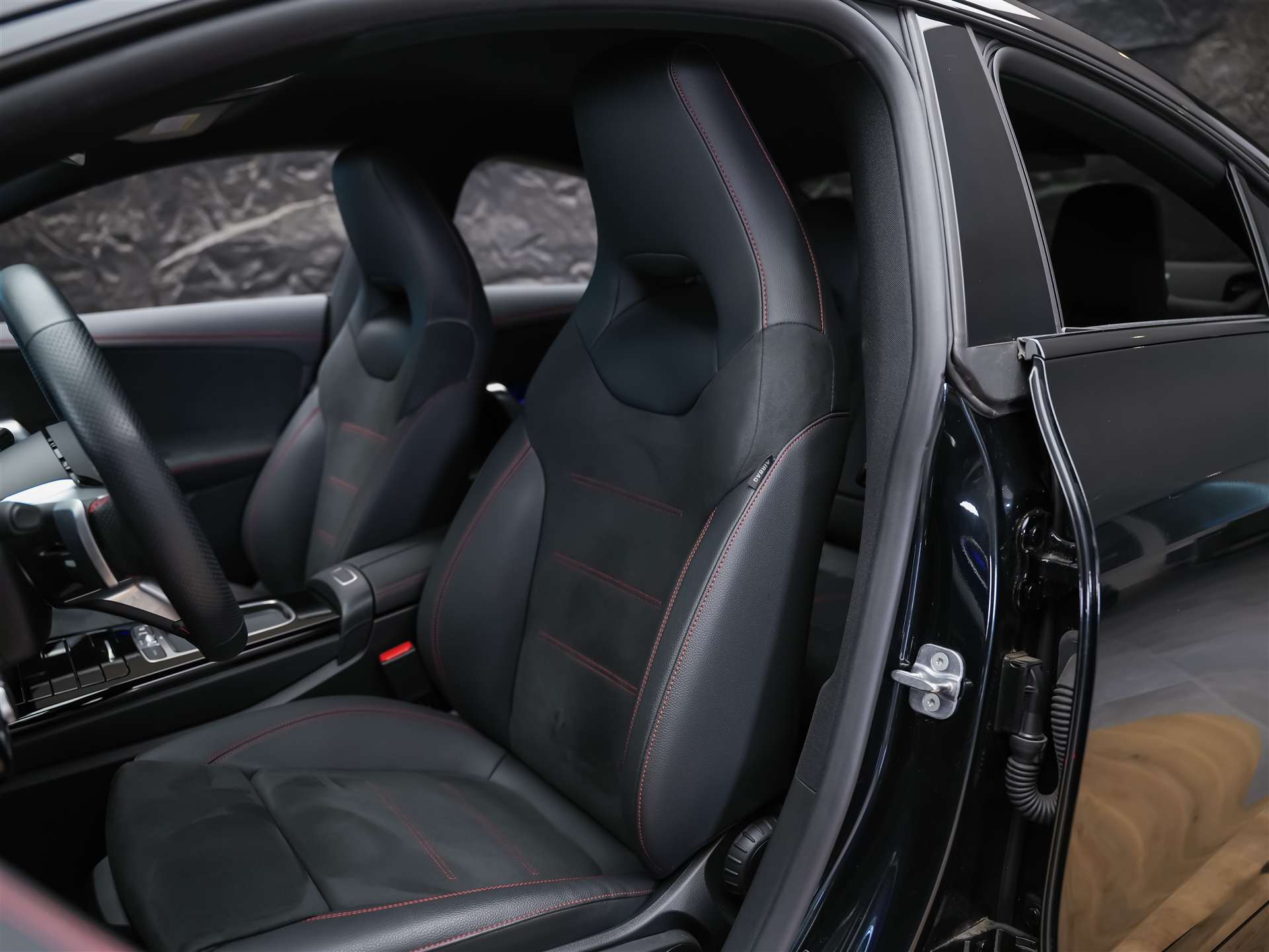 MERCEDES-BENZ CLA 200 AMG Line 7G-DCT *Werksgarantie*Lenkradheizung*Ambientebeleuchtung*-image-8