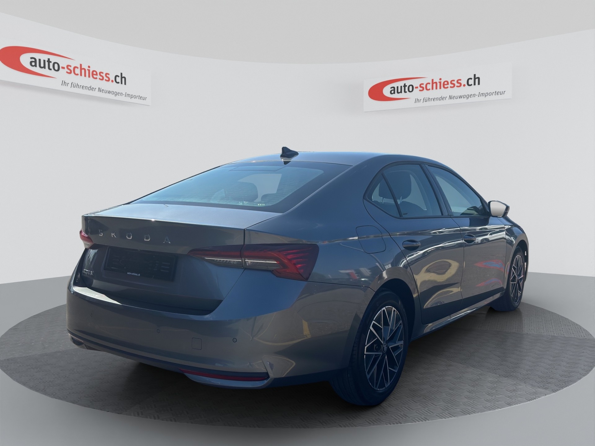 SKODA Octavia Lim. 1.5 TSI mHEV DSG-image-4