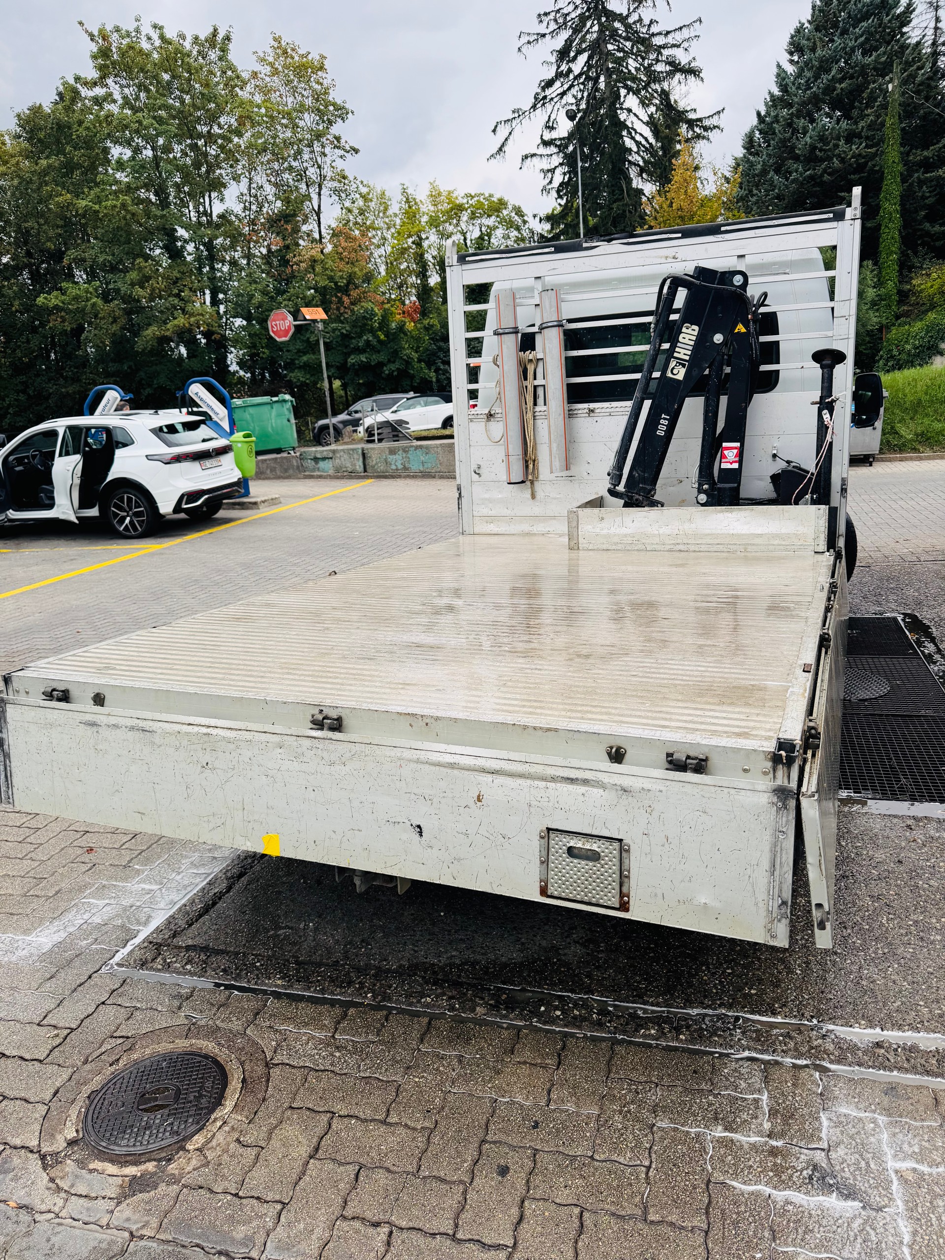 OPEL Double Cabine et Pont équipé d’une Grue.-image-2