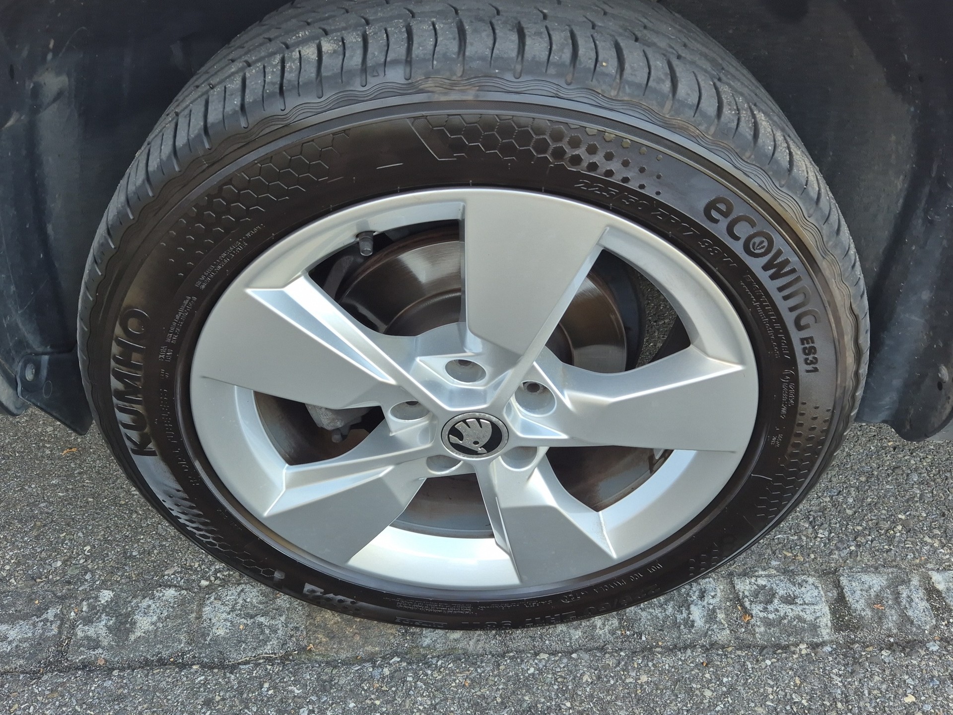 SKODA Yeti 1.4 TSI Ambition Outdoor-image-15
