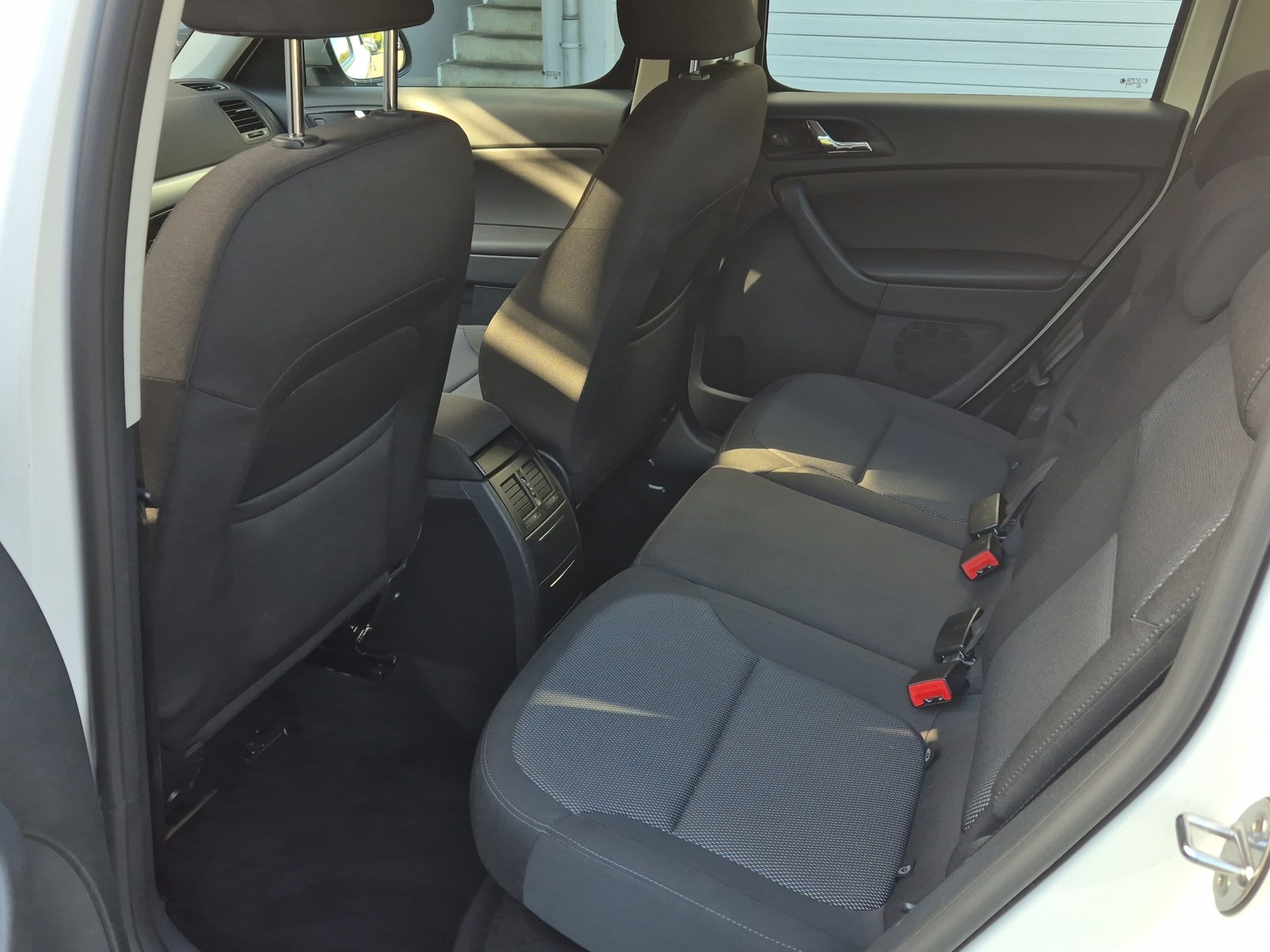 SKODA Yeti 1.4 TSI Ambition Outdoor-image-14