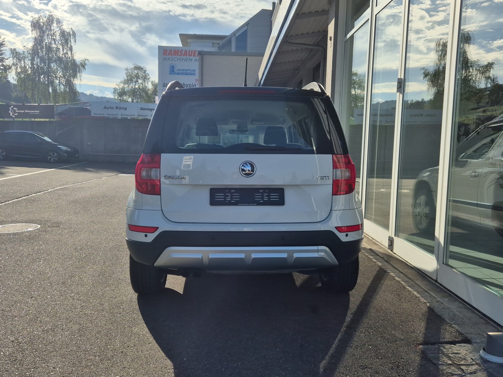 SKODA Yeti 1.4 TSI Ambition Outdoor-image-6