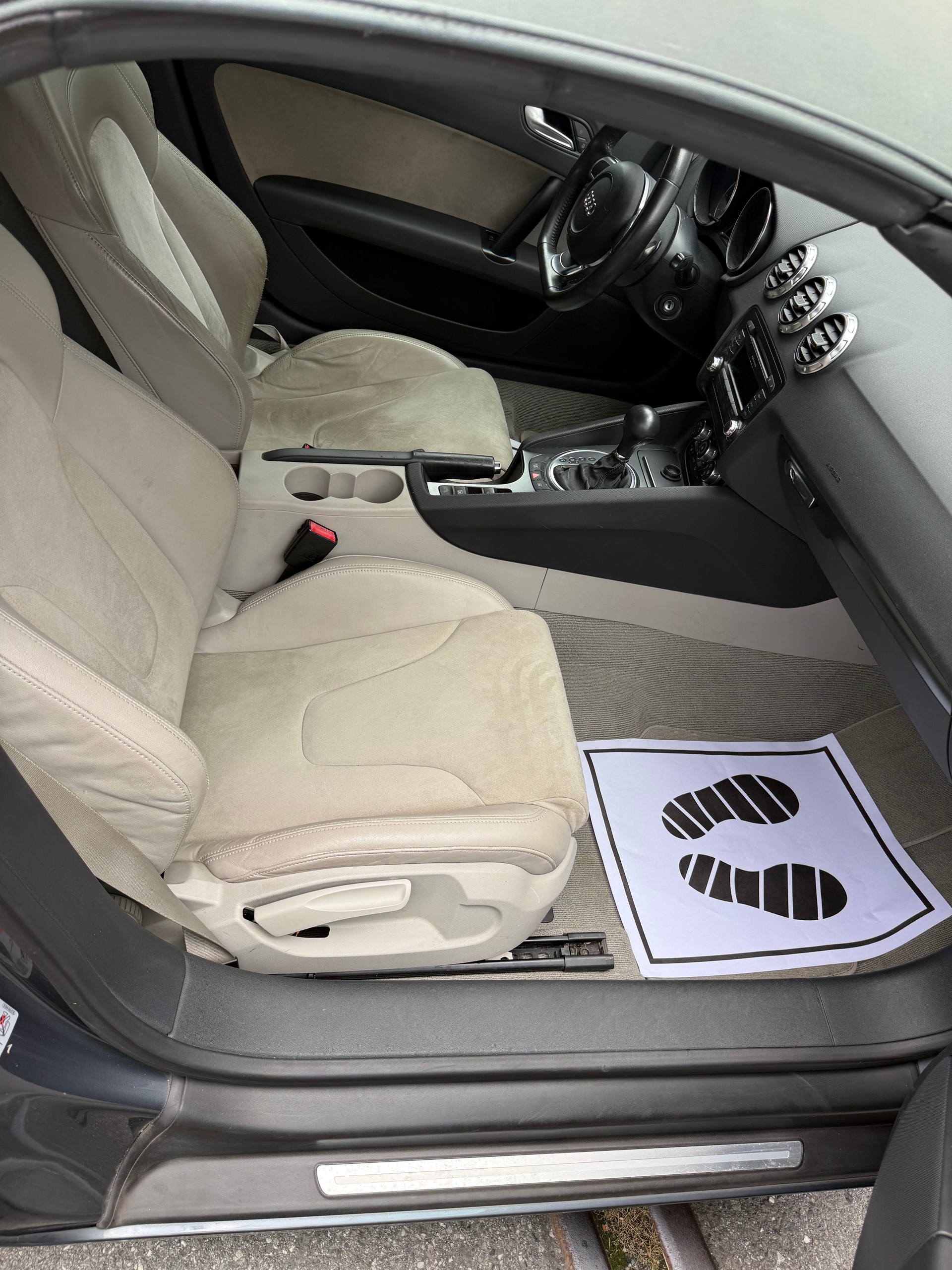 AUDI TT Roadster 2.0 TFSI-image-8