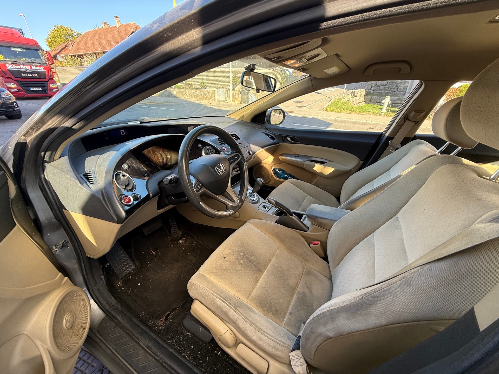 HONDA Civic 1.8i Sport-image-5