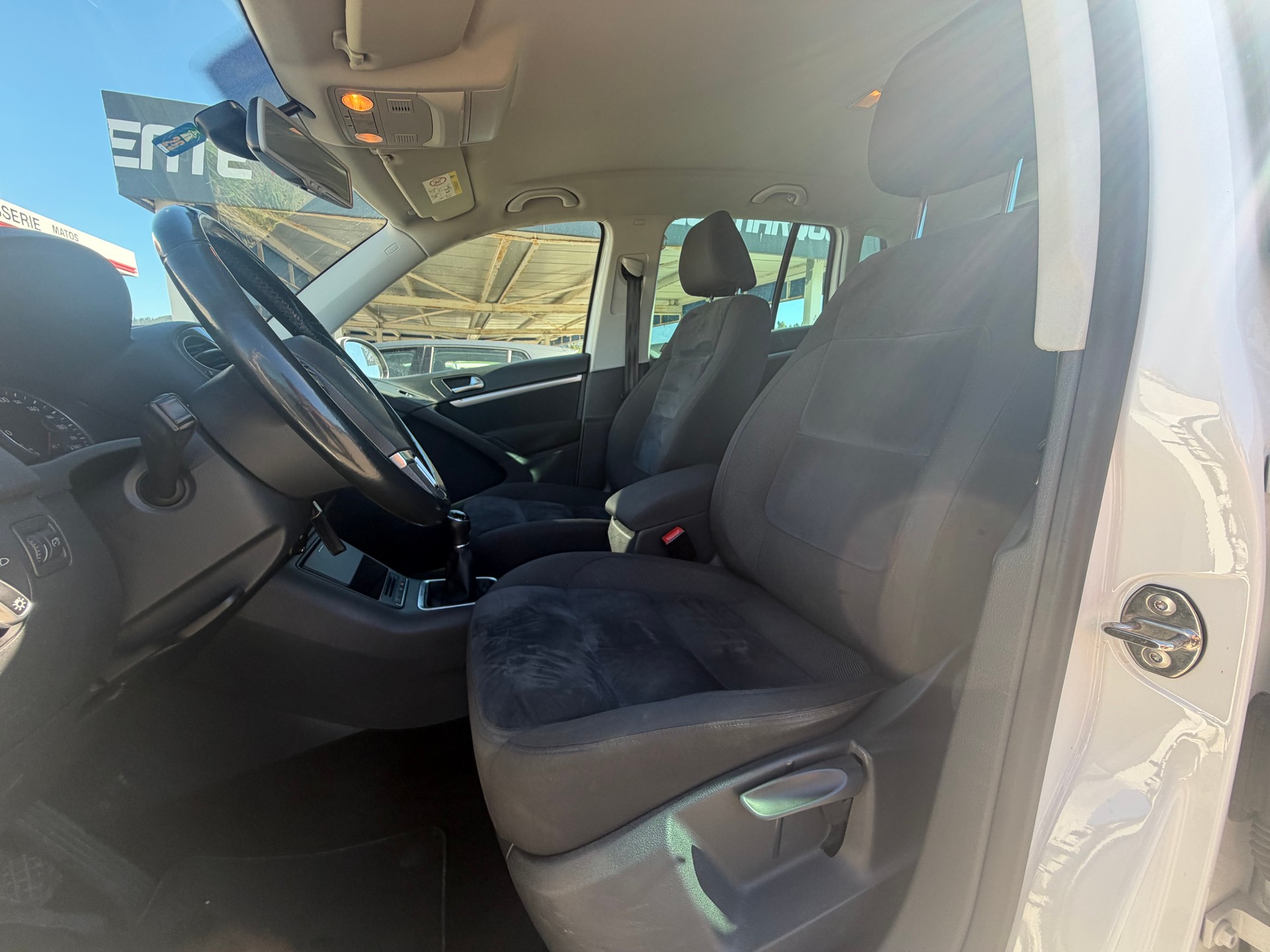 VW Tiguan 1.4 TSI Cup R-Line 4Motion-image-6